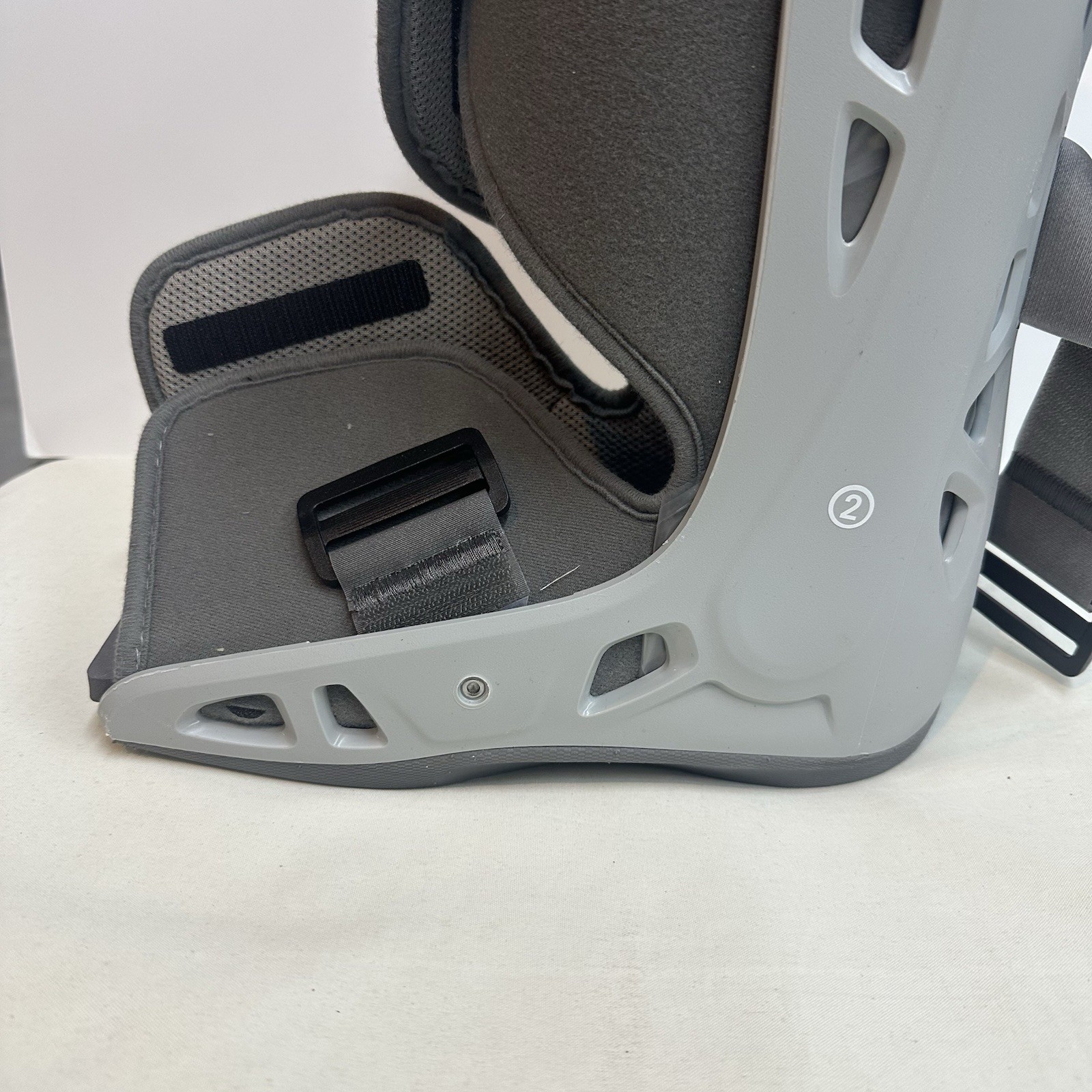 Aircast AirSelect Short Walker Brace / Walking Boot – Gray, Size: M