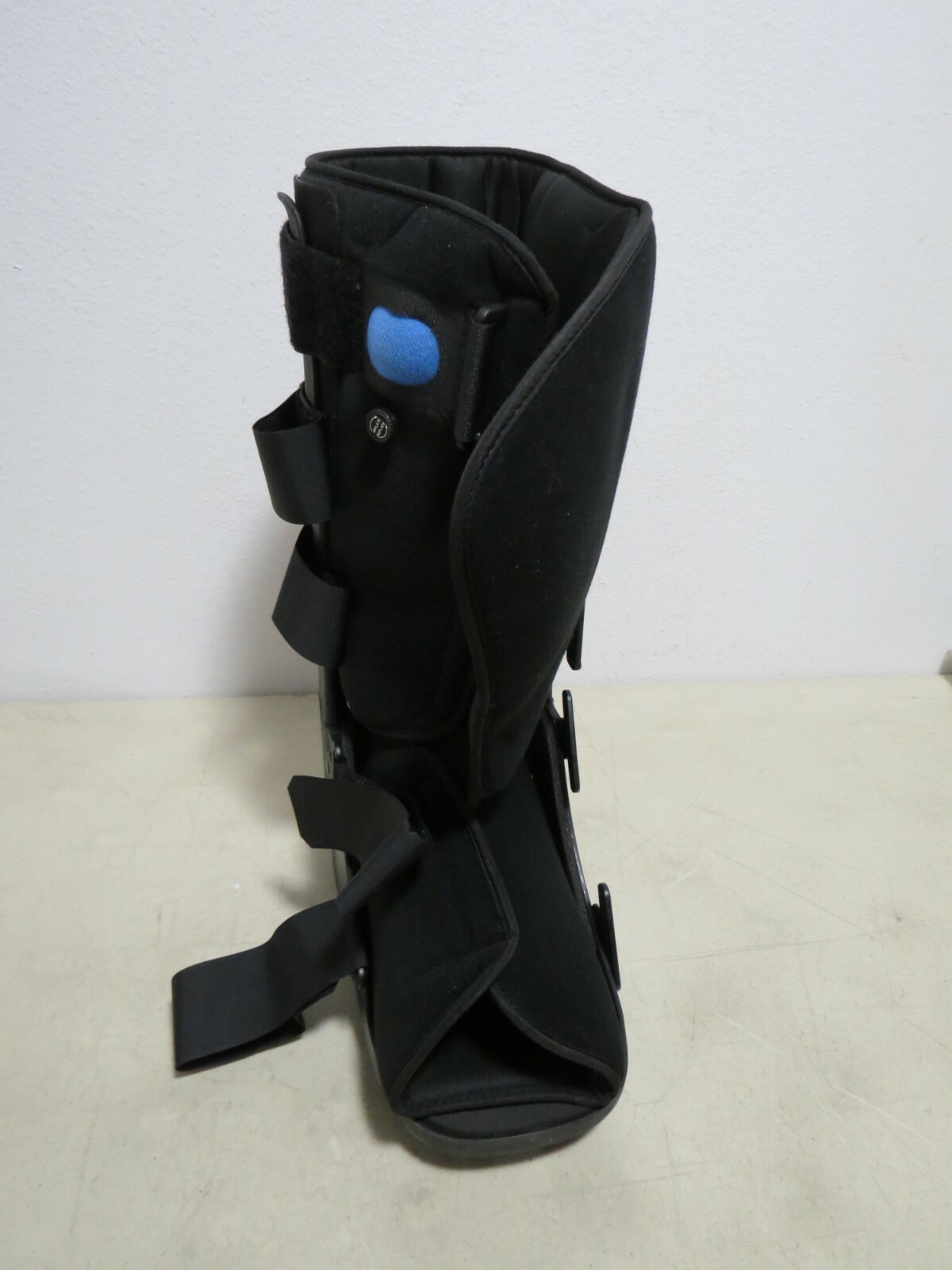 UNITED ORTHO Stabilizer Air Walker Standard Tall Foot XL Men’s size 12.5 – 14