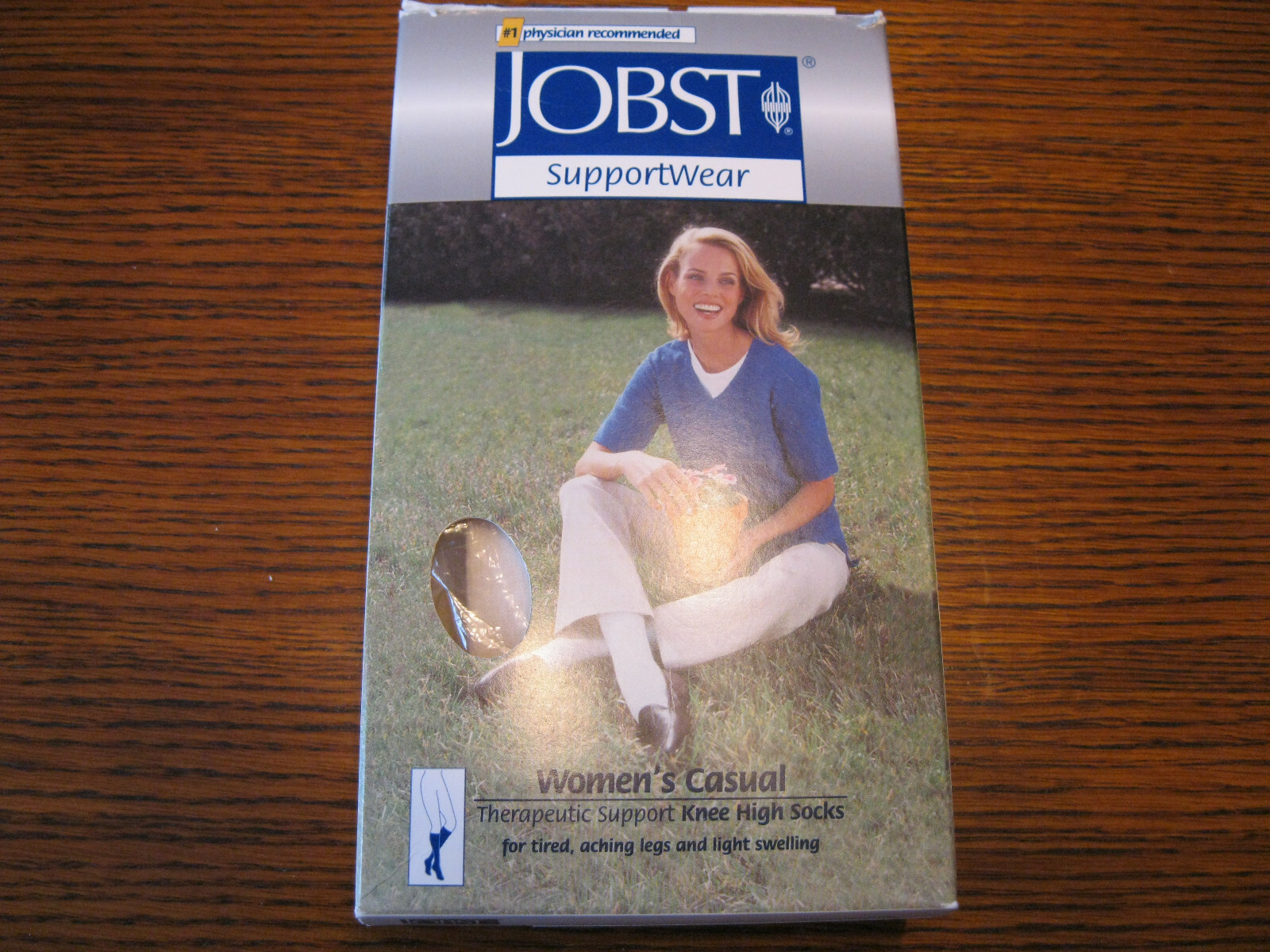 JOBST SupportWear Womens Casual Support Knee High Socks (Mild 8-15mm Hg)(Medium)