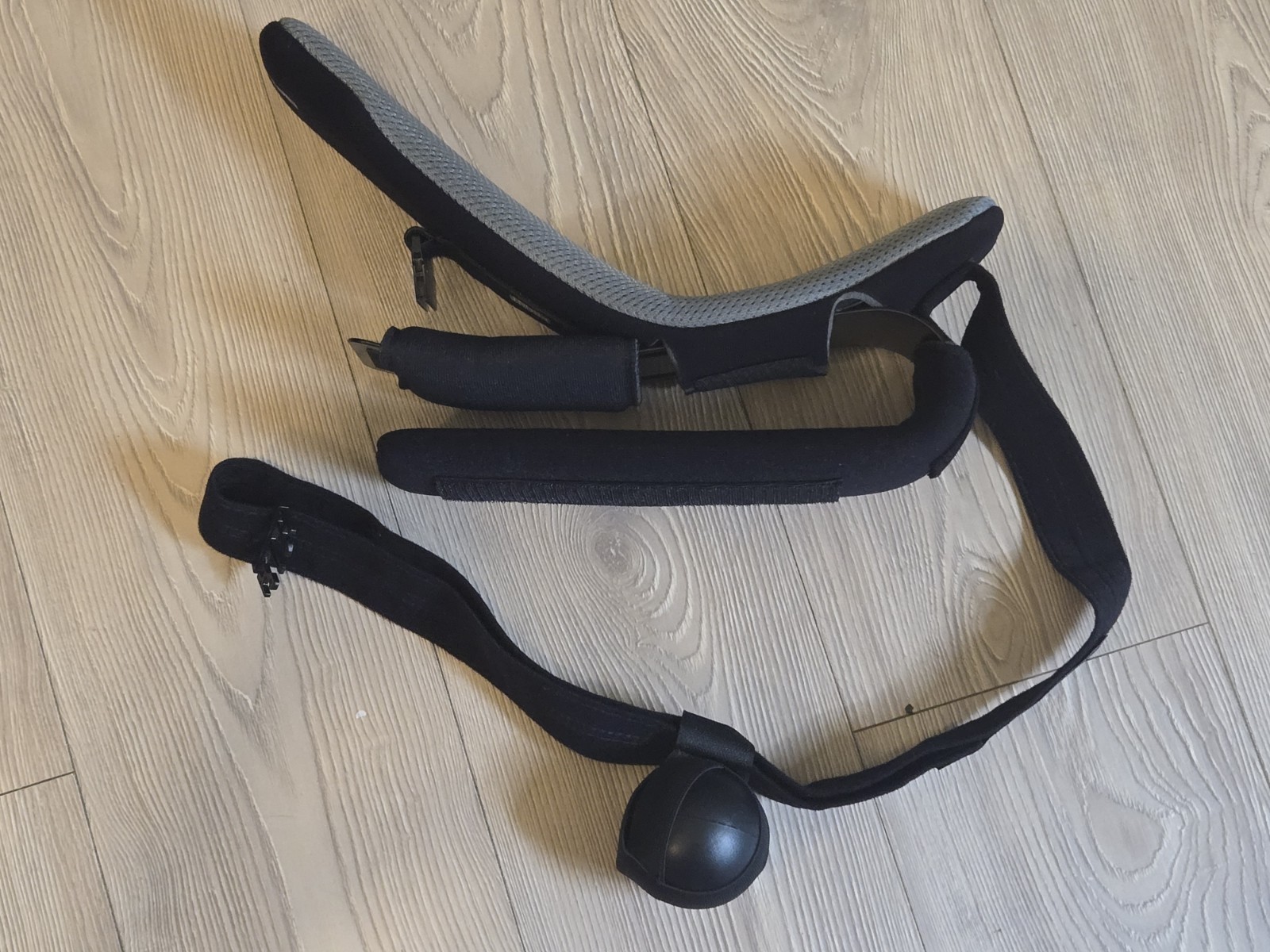 Manamed Shoulder Arm Brace /w Ball Abdomen Not Sure If Complete?