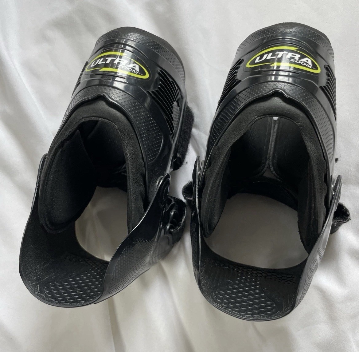 Ultra Zoom Ankle 2 Brace Shoe Wear Sports Leg Injury Prevention S/M Black – Used