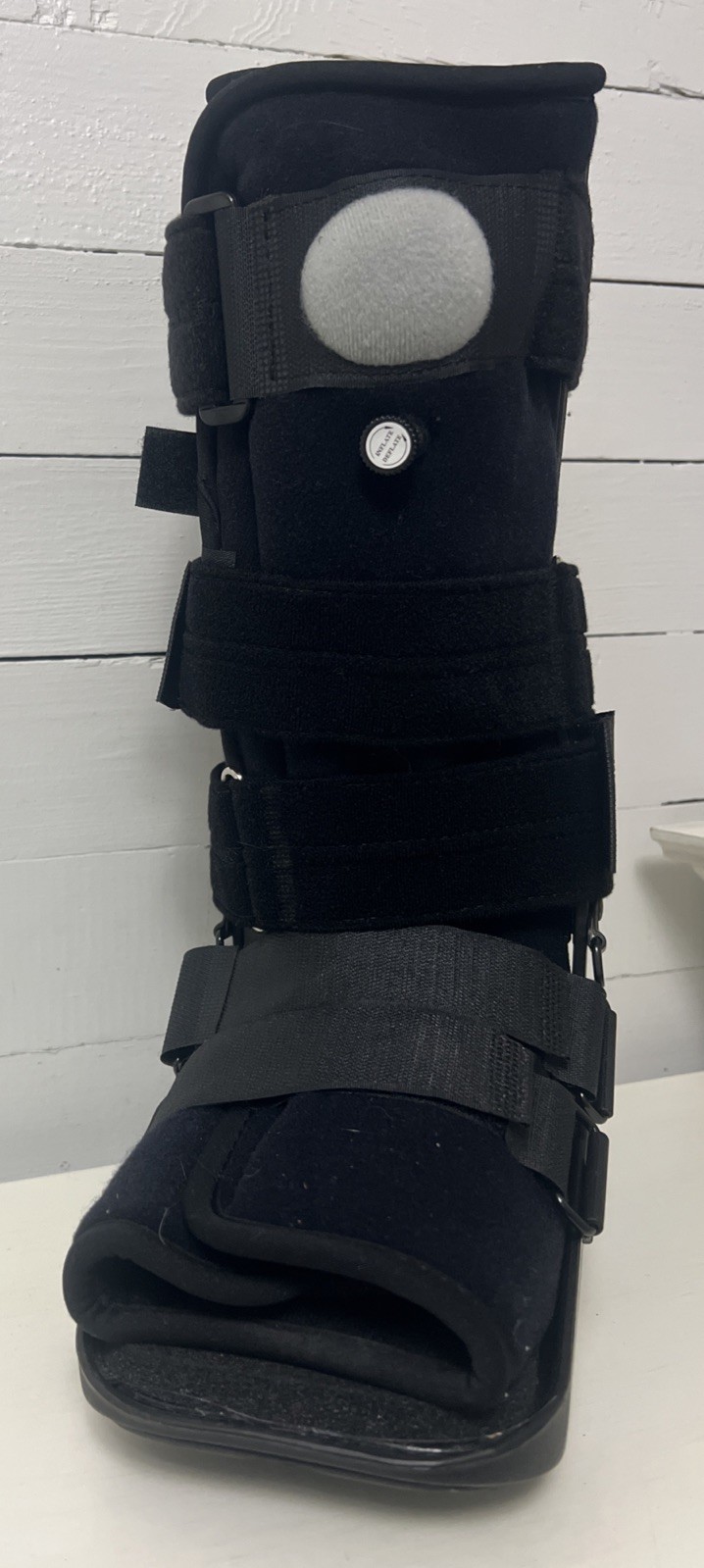 Maxtrax Small DJO Inflatable Ankle Foot Brace Walking Boot Preowned