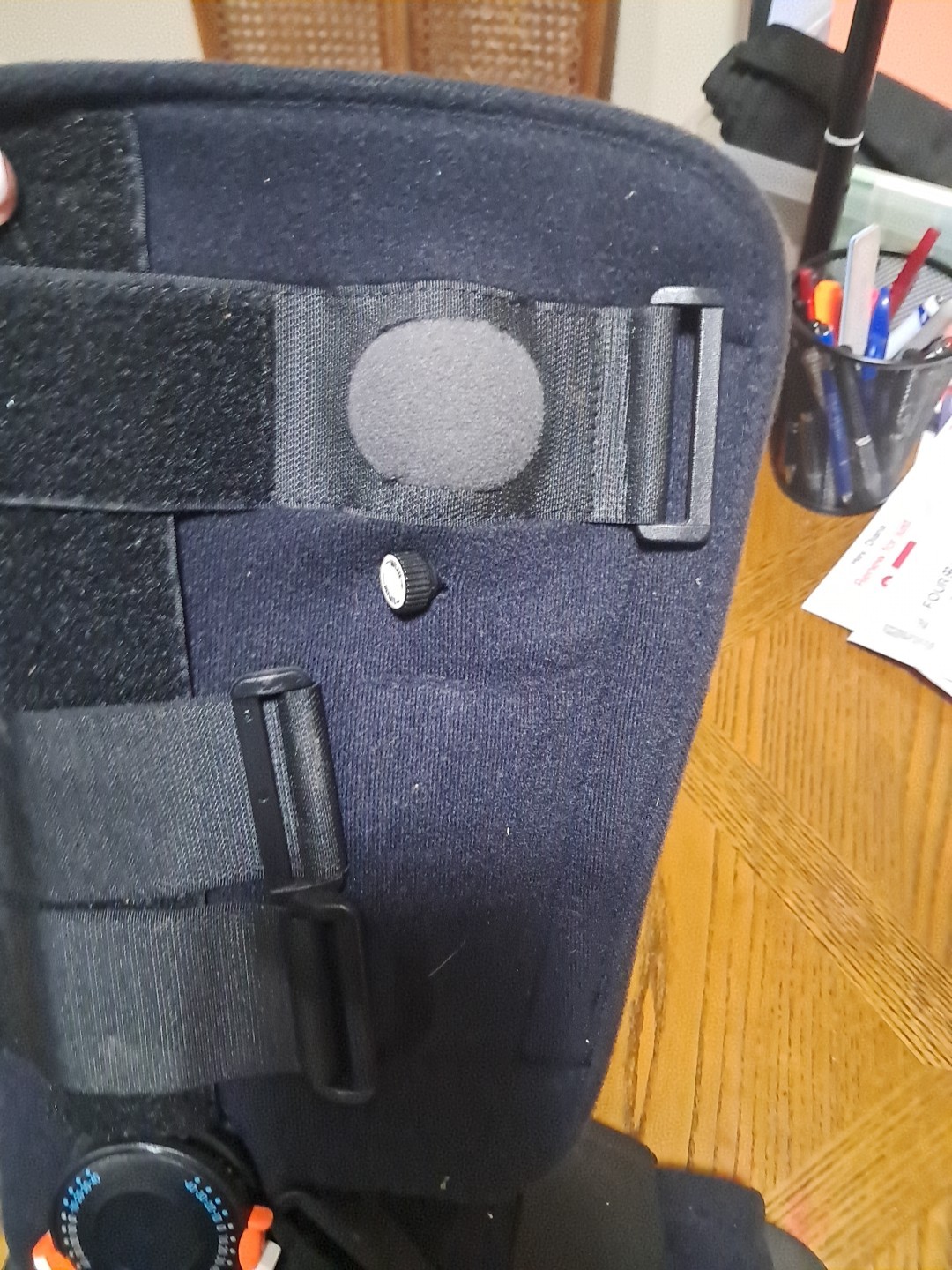 Black compression Size M Boot (Fracture) Pump And Traction Control. Used