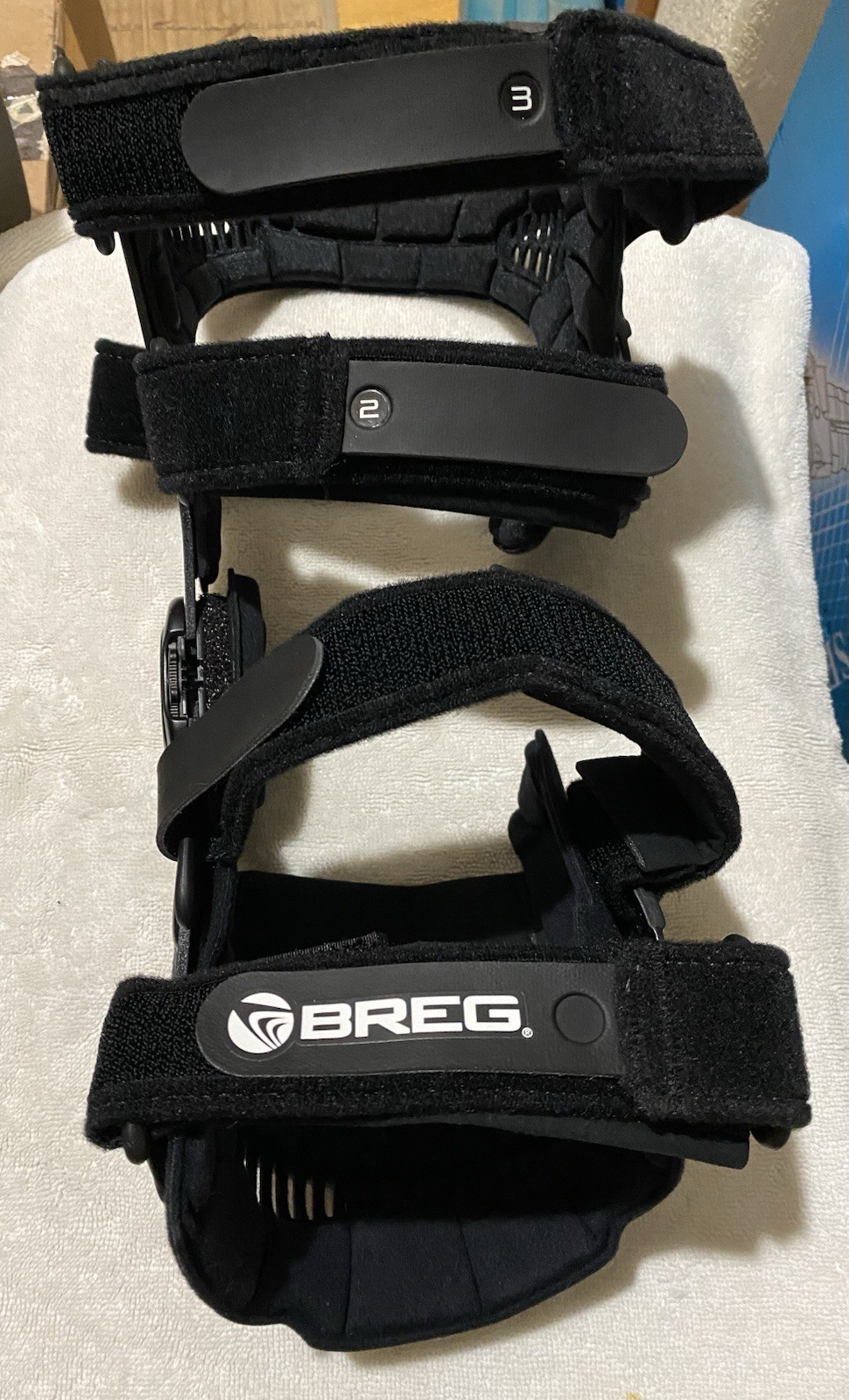 Breg Solus OA Plus Left Medium Knee Brace Stabilizer Adjustable Secure XTRA PAD