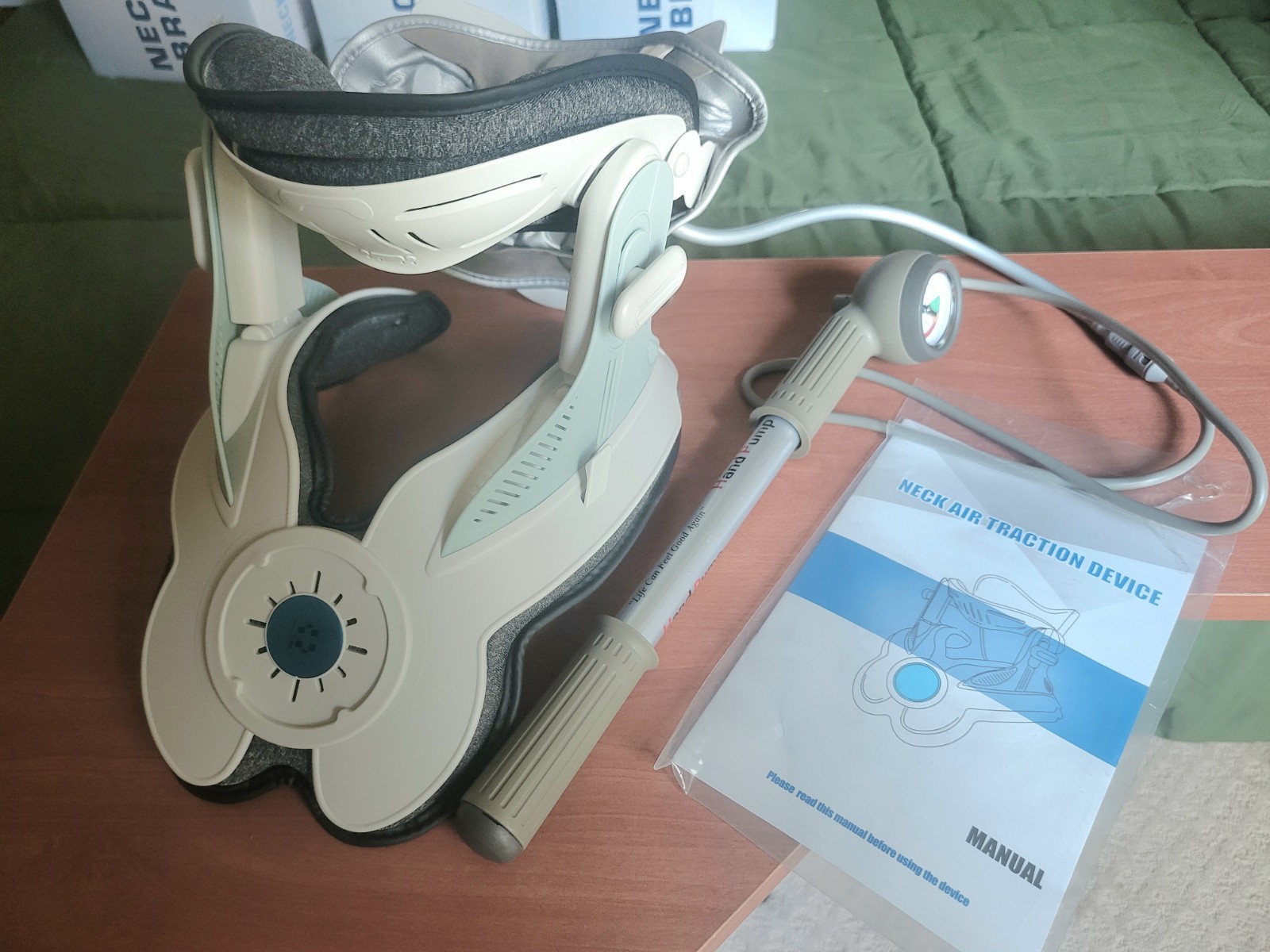 Cervical Neck Brace Adjustable Hand Pump