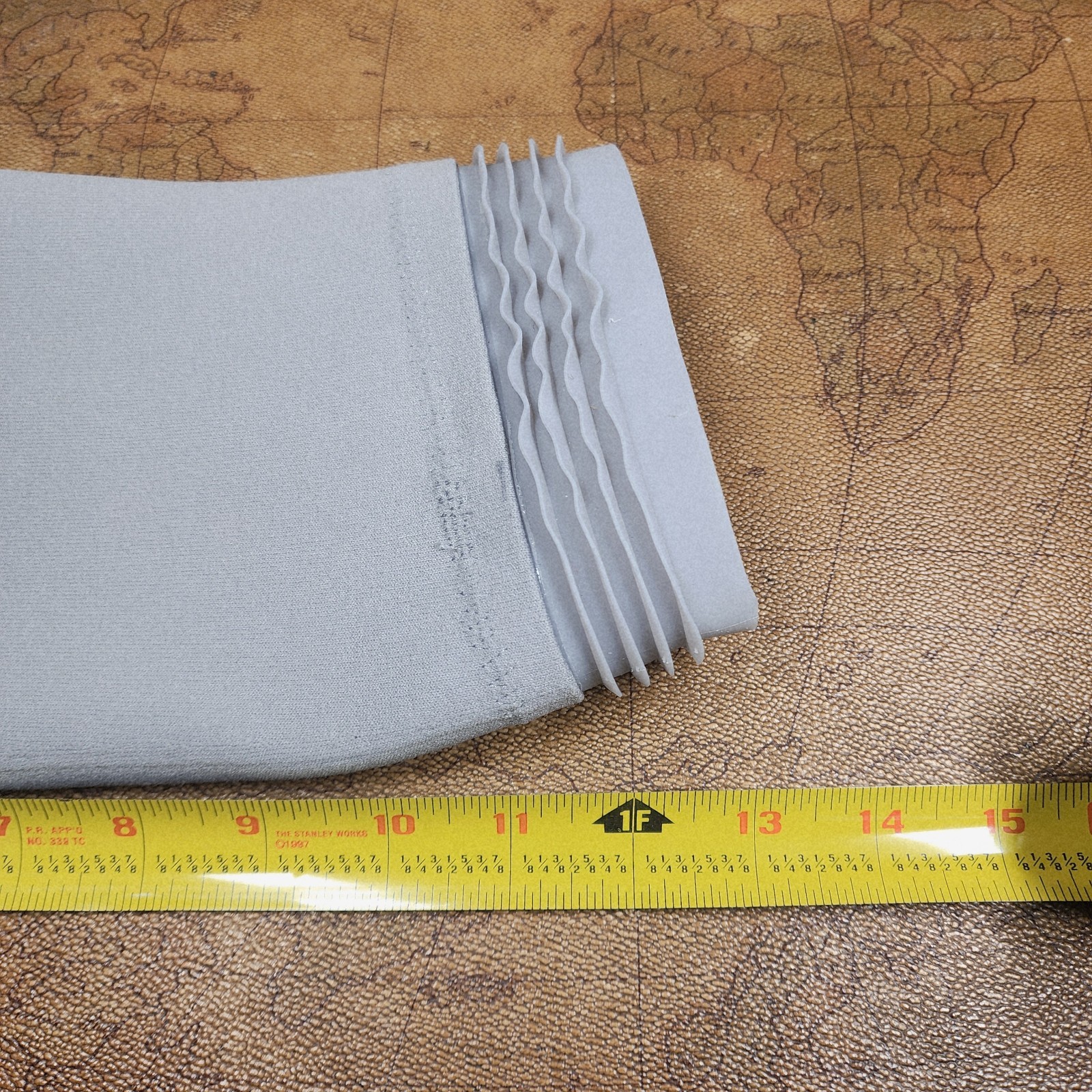 WillowWood One TT Sleeve Compression Leg Sleeve Size M Gray S403769