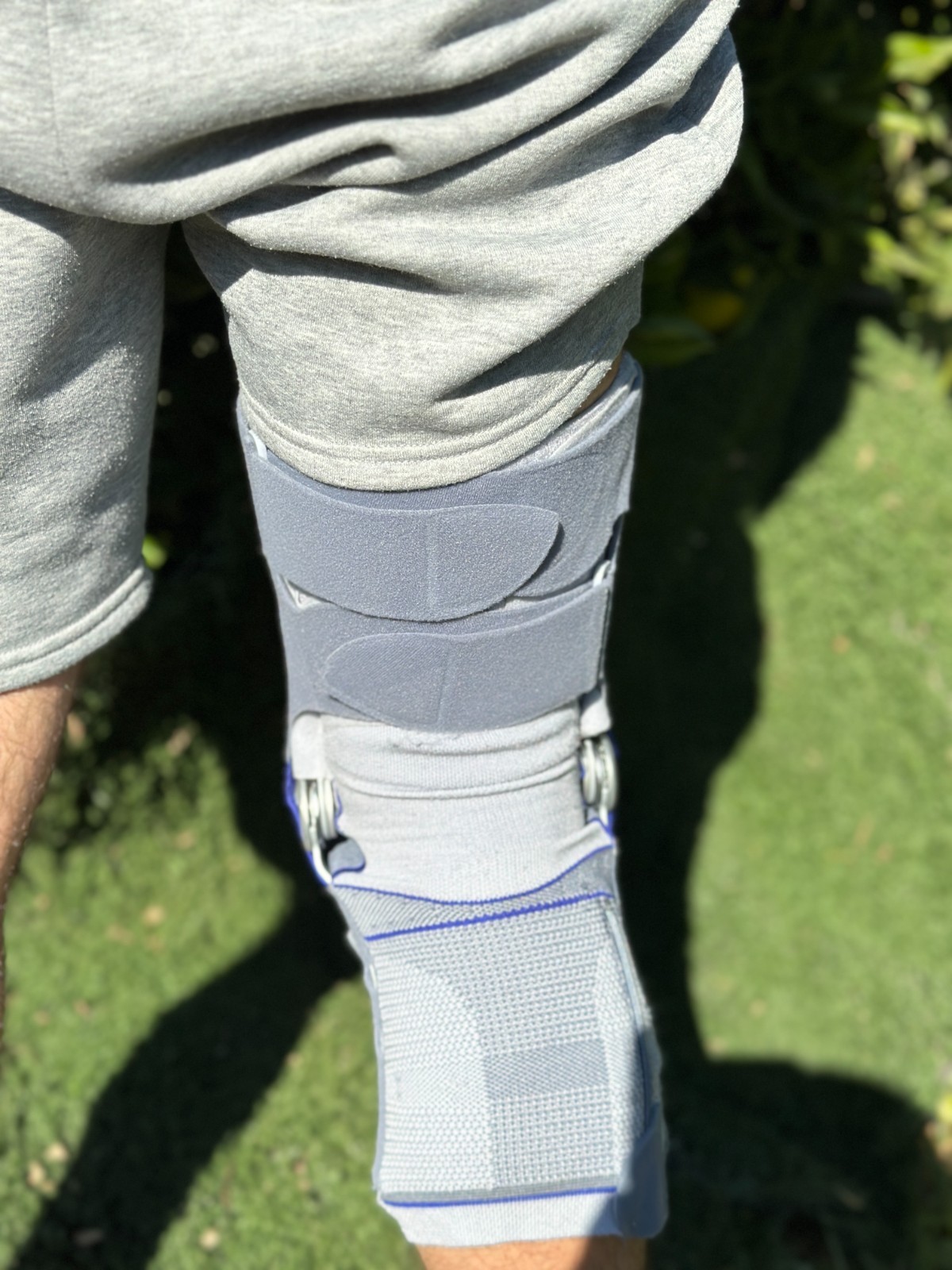 Bauerfeind Softec Genu Size 6 Right Knee Joint Brace Patella Support Sleeve