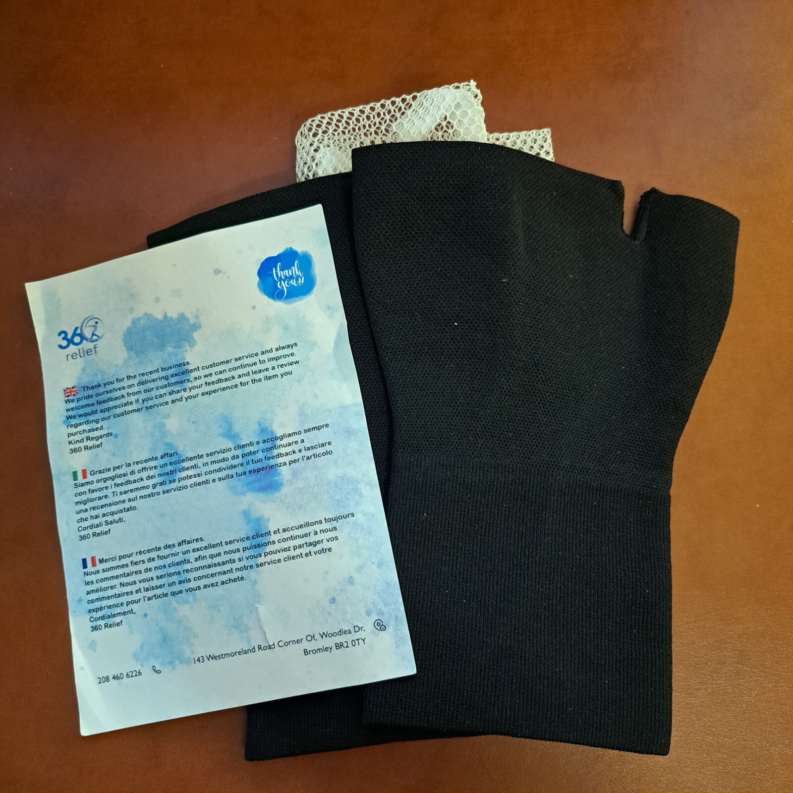 👋🏼 Relief 360 Wrist Compression Sleeves with Wash Bag – Brand New