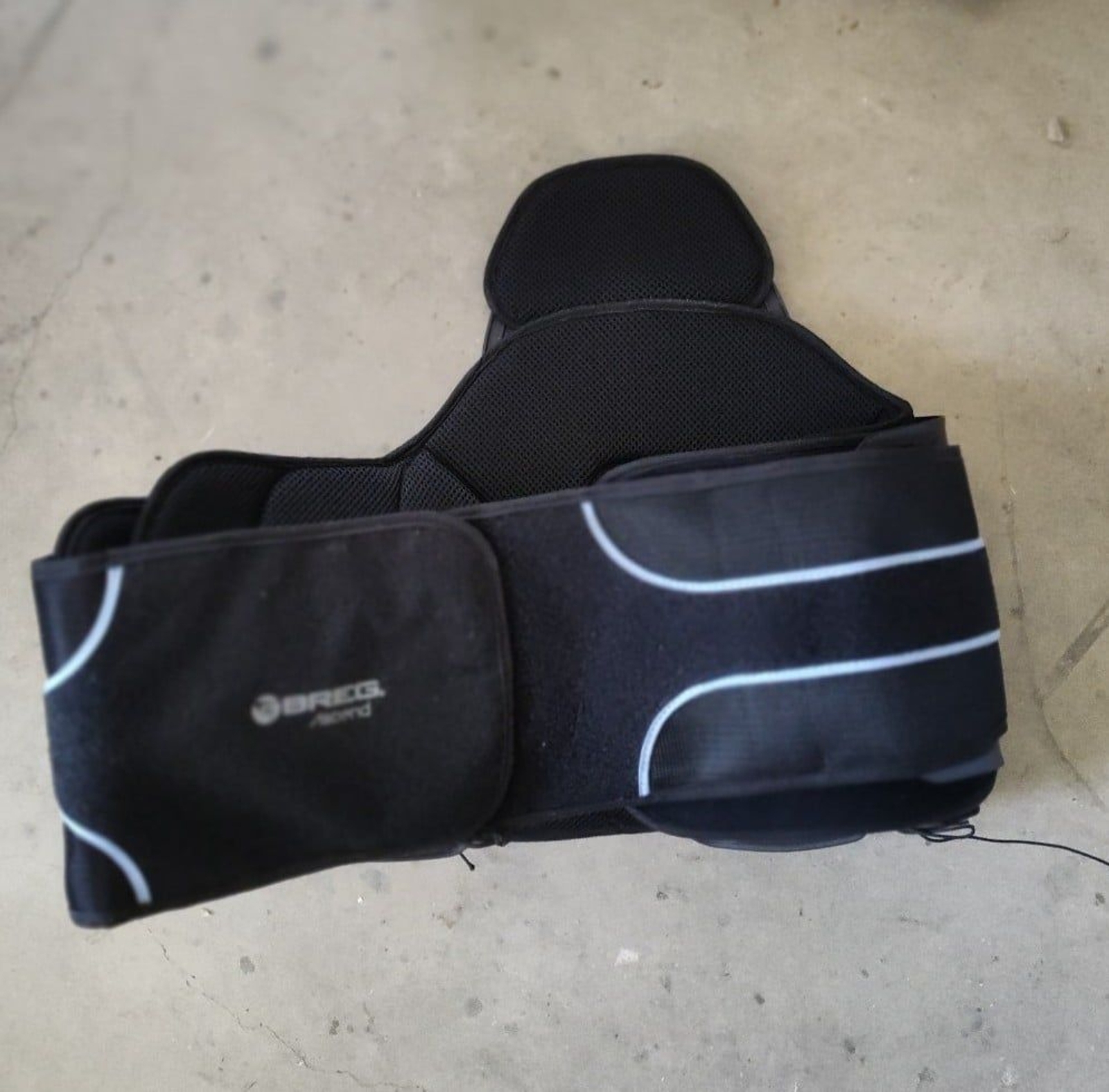 Breg Ascend TLSO 456/457 Back Brace Clean EUC