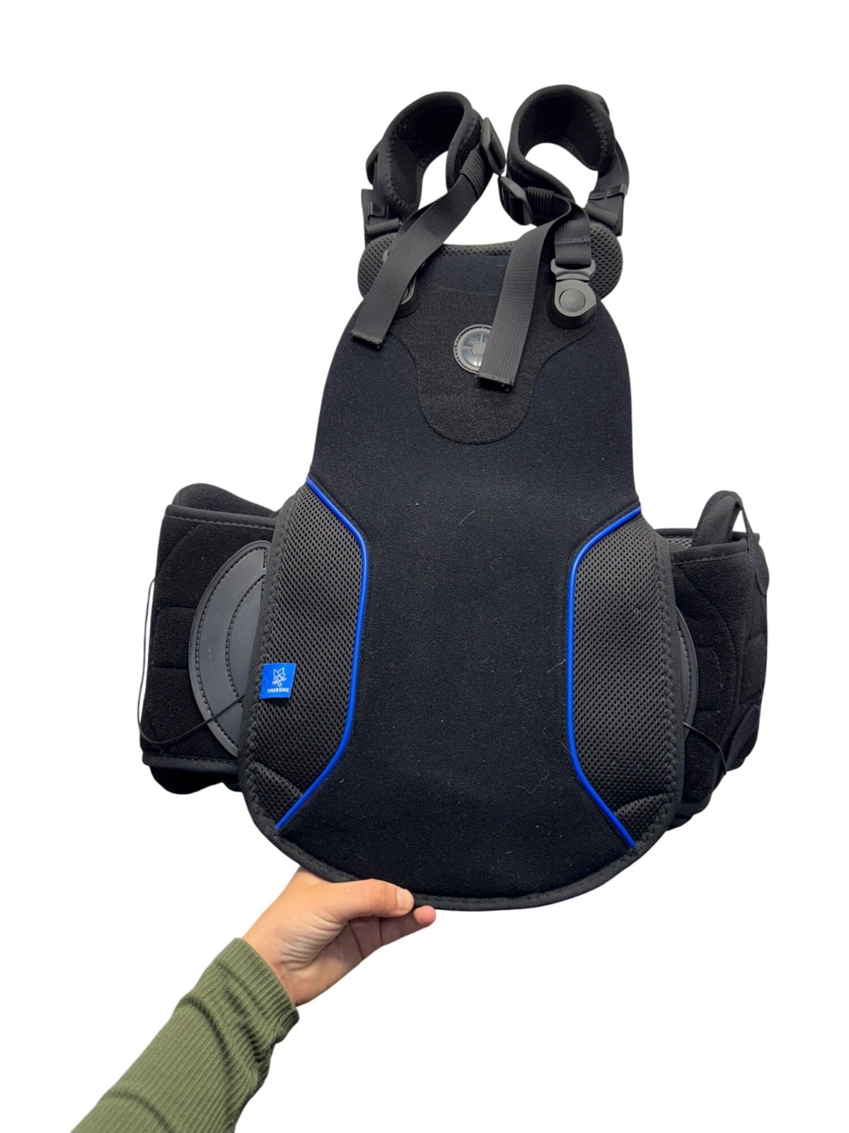 Sleek Adjustable Back Brace With Shoulder Straps By Thuasne & Sleeq Black 109B