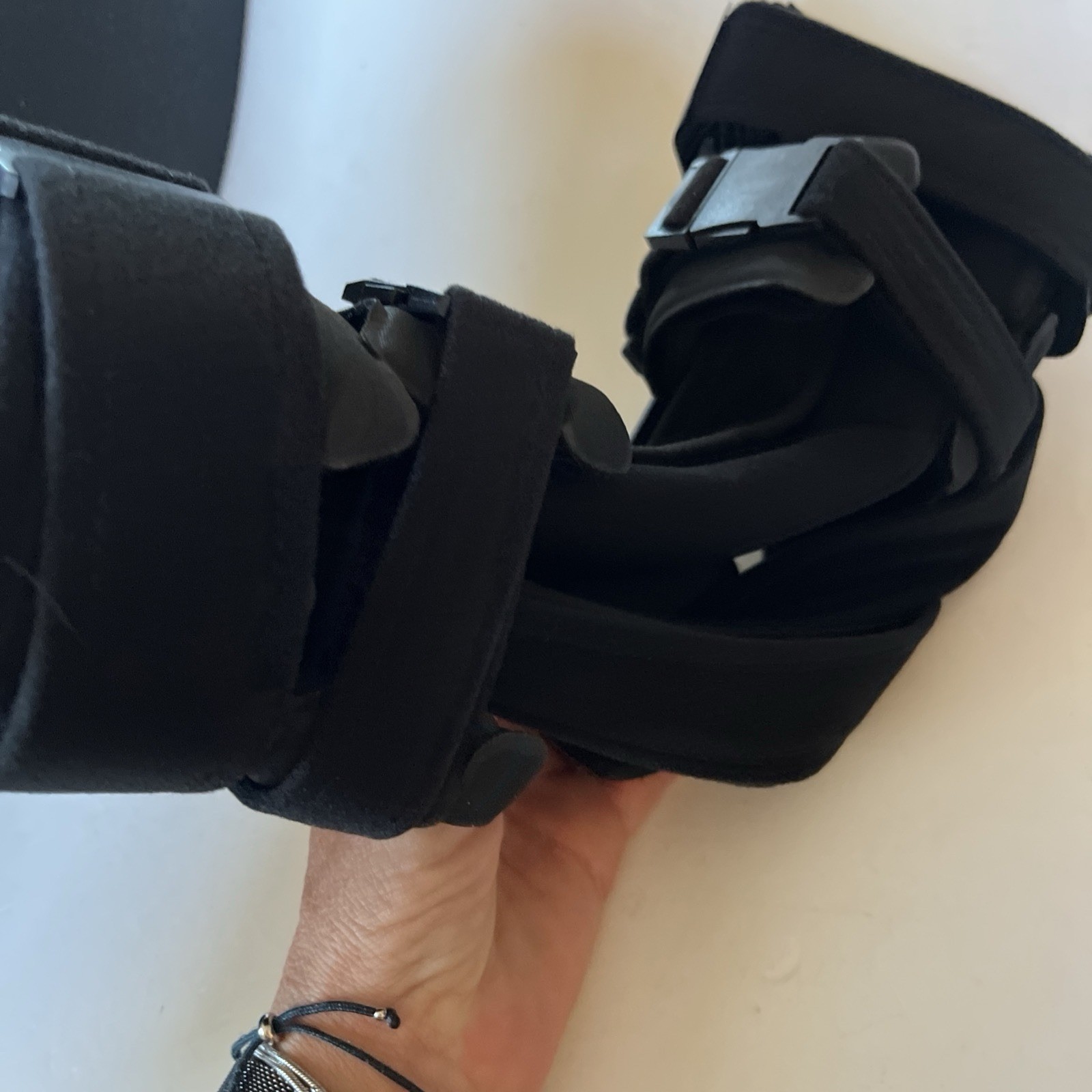 CoreTech Adjustable Hinged Elbow Brace RIGHT ROM Brace, Stabilizer Splint