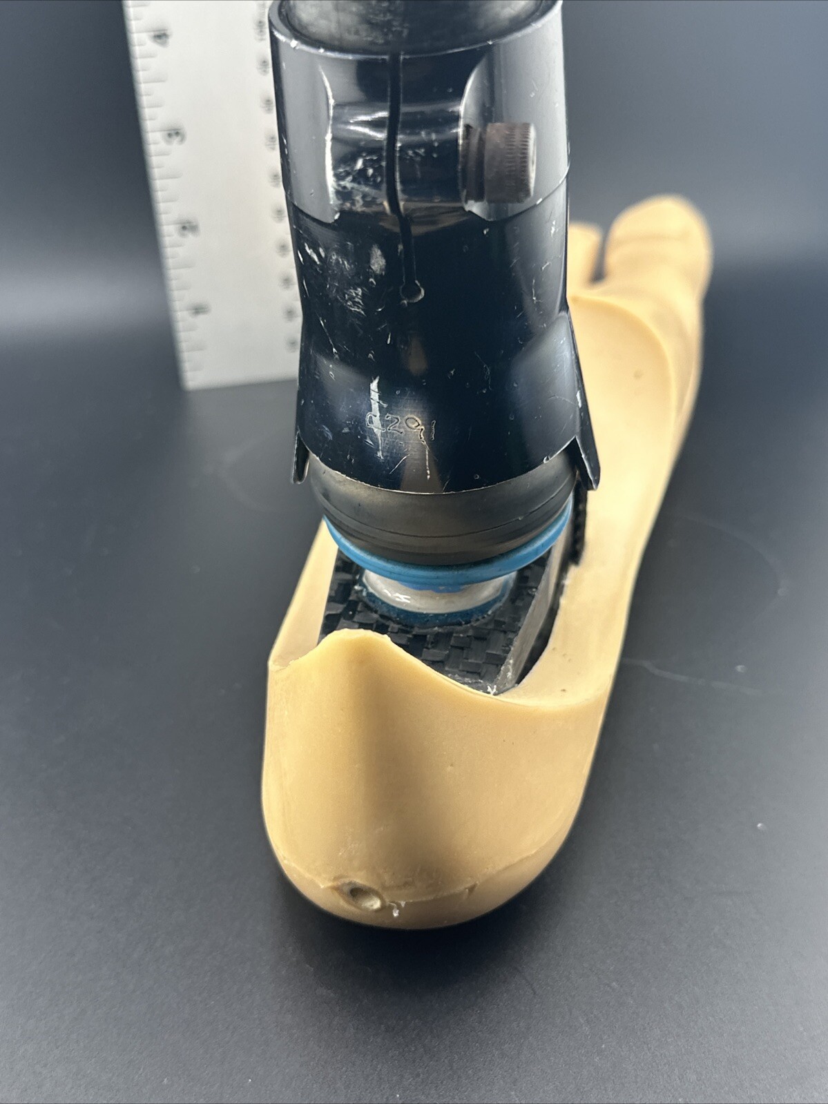 Blatchford Endolite Left Dr2 W/ Multiflex Ankle Prosthetic Foot. Left Size 26