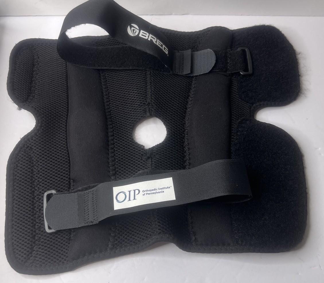 Breg 11232 Small Airmesh Economy Hinged Wrap Around Knee Brace w/ Open Back NEW