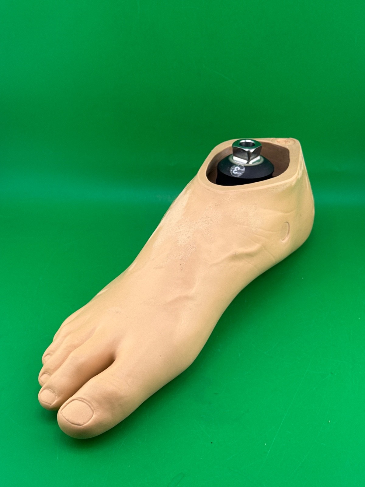 Trulife Kinetic single Axis Prosthetic Foot. Right. Size 27, Category 3
