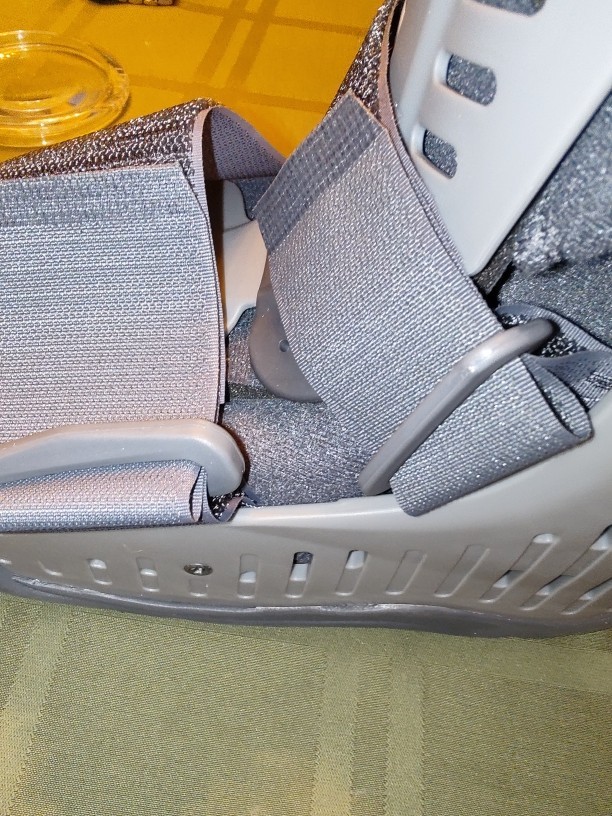 New open original pack Ossur Rebound Air Walker High Top Medical Boot Size XS