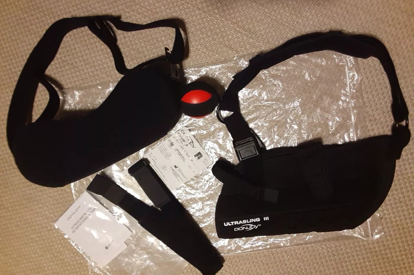 Donjoy Ultrasling III Small Shoulder Brace Immobilizer w/ Ball + Pad, 11-0449-2