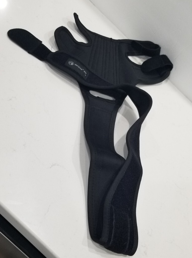 Dog Knee Brace for ACL,Knee Cap Dislocation, Arthritis Keeps Joint Warm Size L