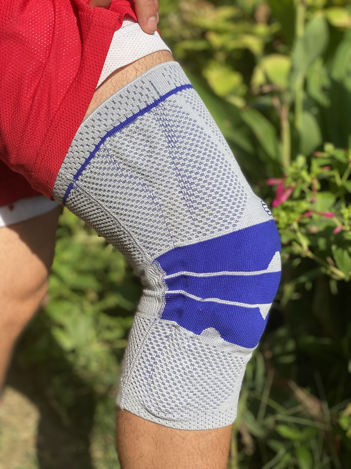 Bauerfeind GenuTrain Size 5 Knee Joint Brace Patella Support ACL Meniscus MCL