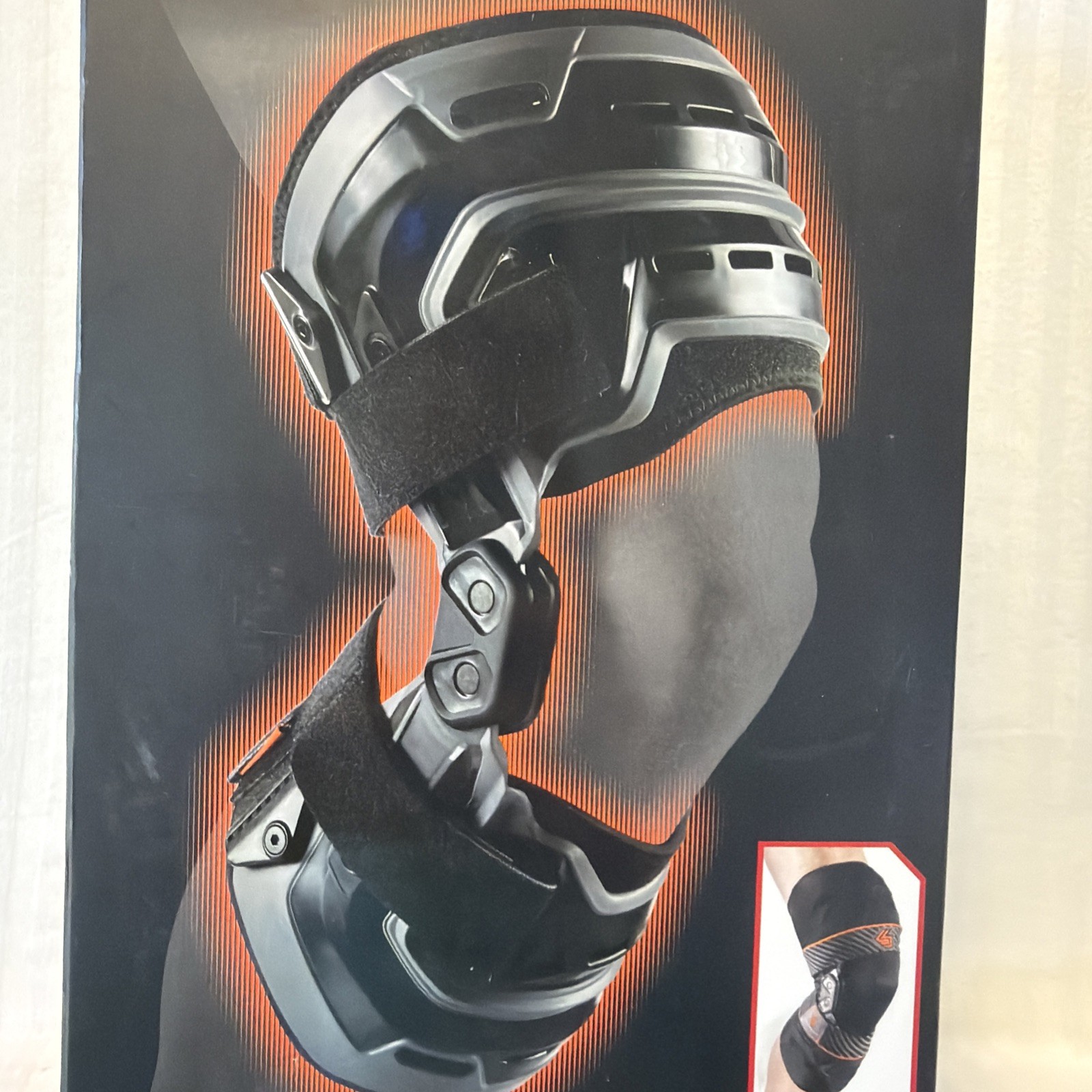 Shock Doctor Bio-Logix Knee Brace Size M Left Knee. 2090 Performance Level 3+