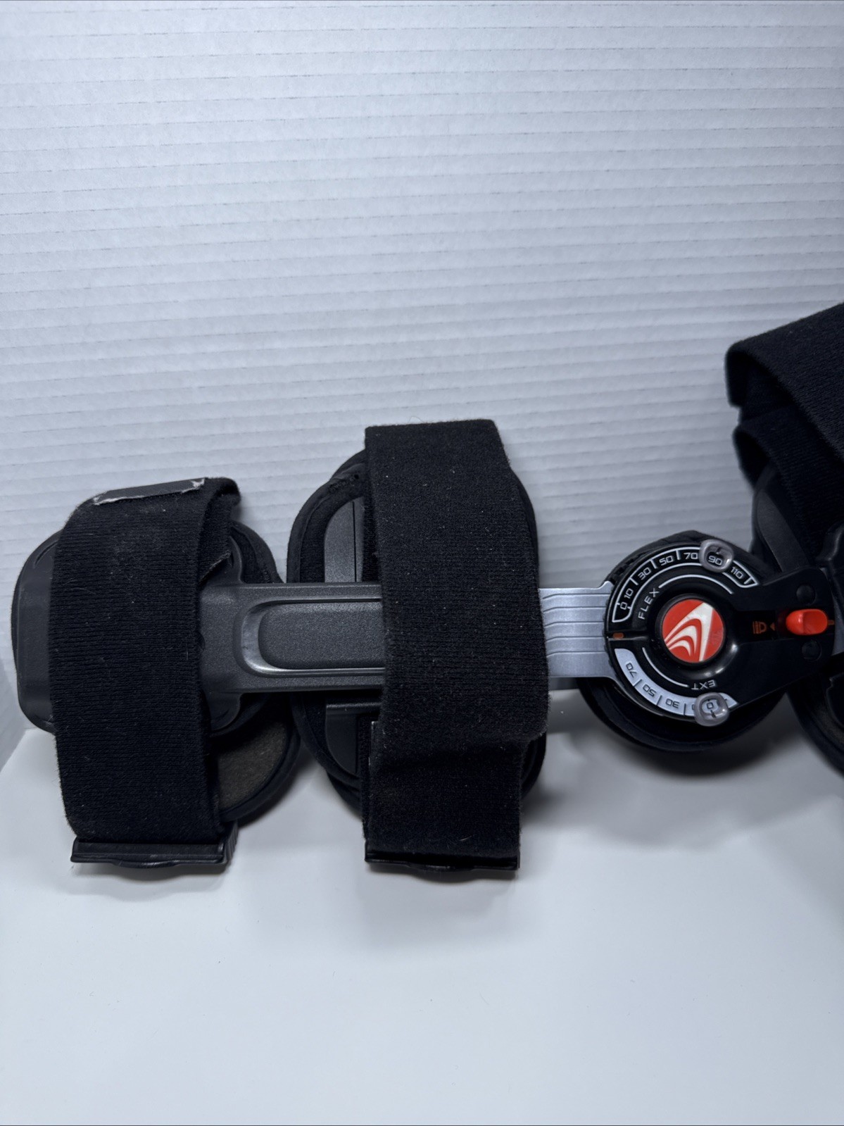 BREG T-Scope Knee Brace Premier Post-Op Hinged Adjustable Right Or Left One Size