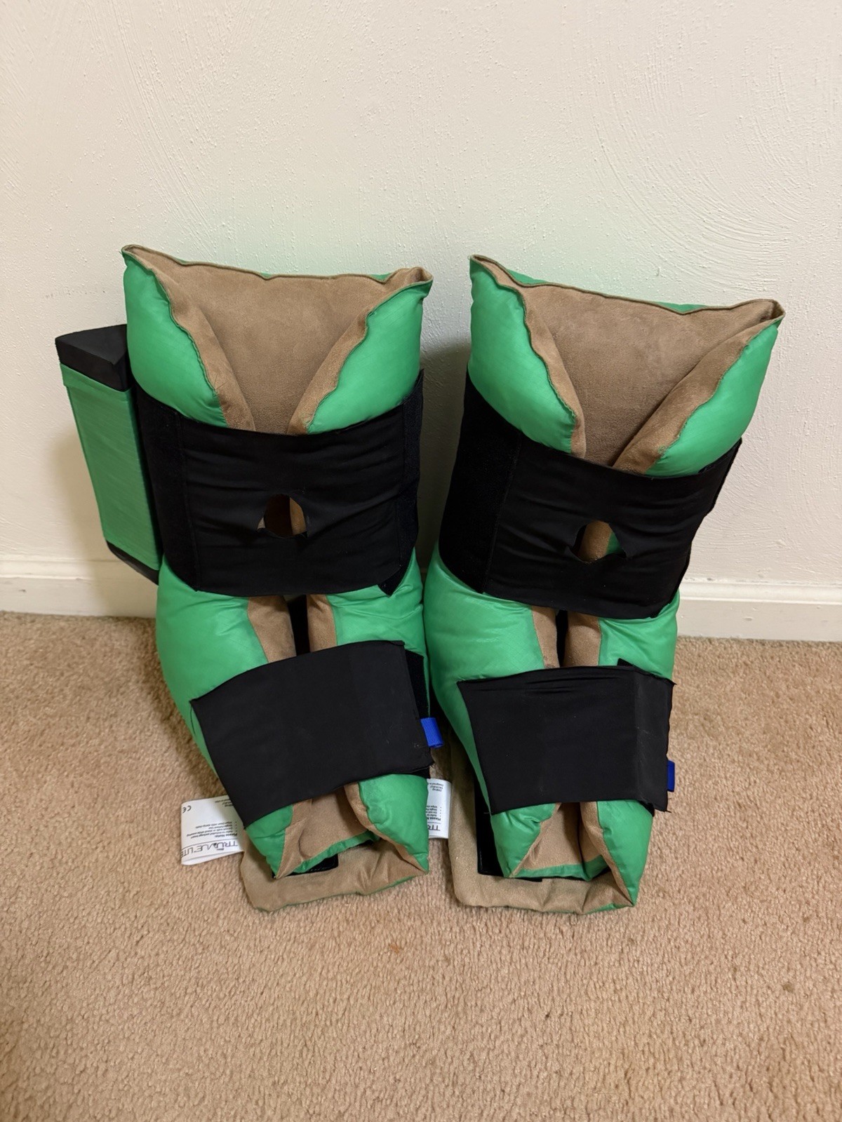 :: Lot Of 2 EHOB TruVue Lite Heel Protector Boot Standard Wedge
