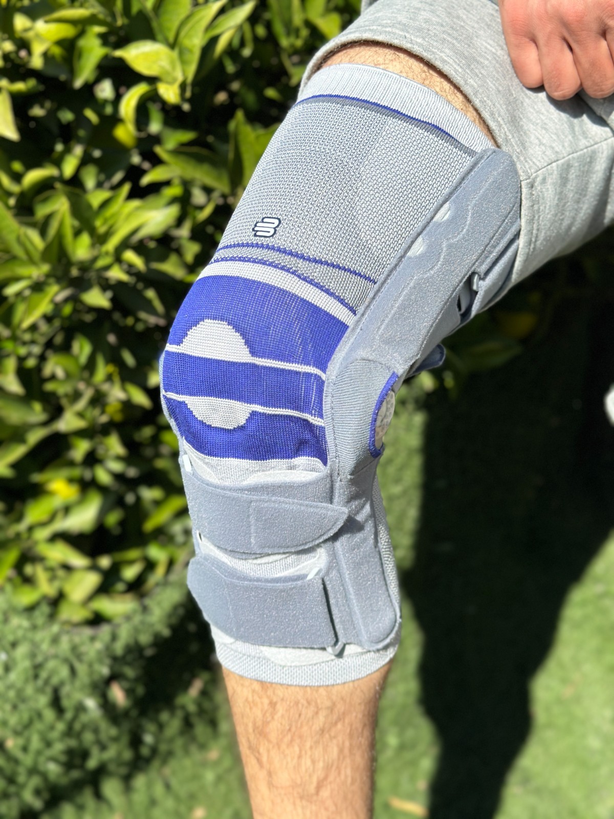 Bauerfeind Softec Genu Size 6 Right Knee Joint Brace Patella Support Sleeve