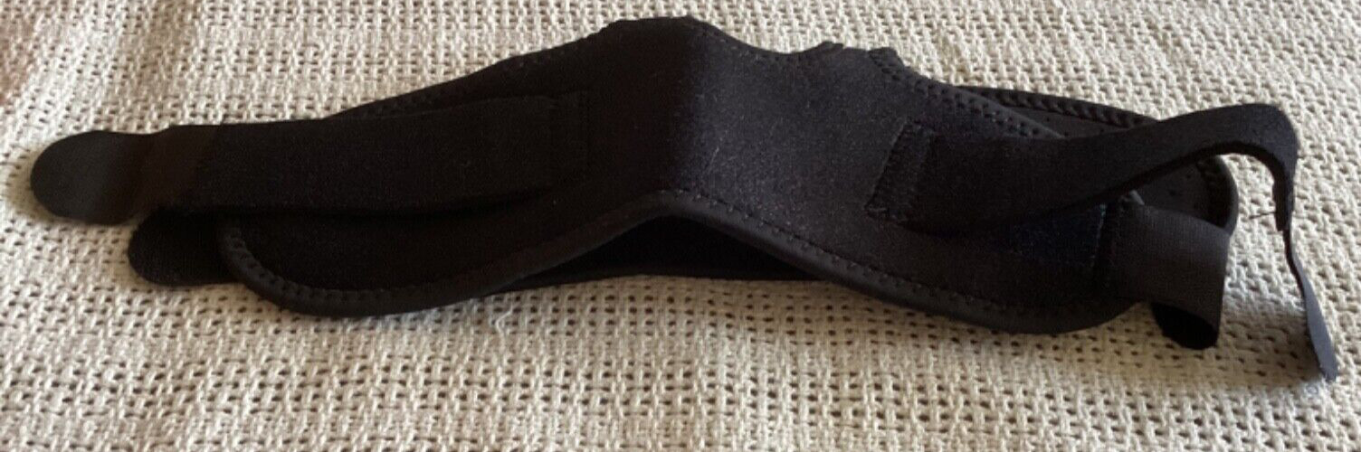 Bodyprox Ankle Support Brace Wrap, Breathable Neoprene Sleeve. Injury prevention