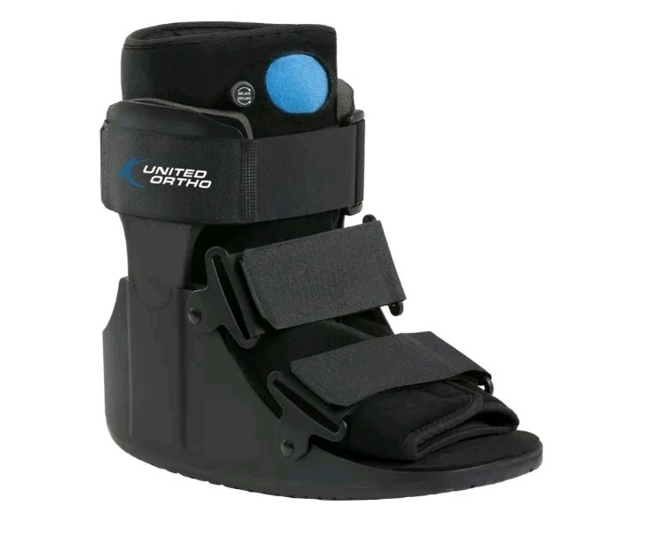 UNITED ORTHO Boot/With Air Pump
