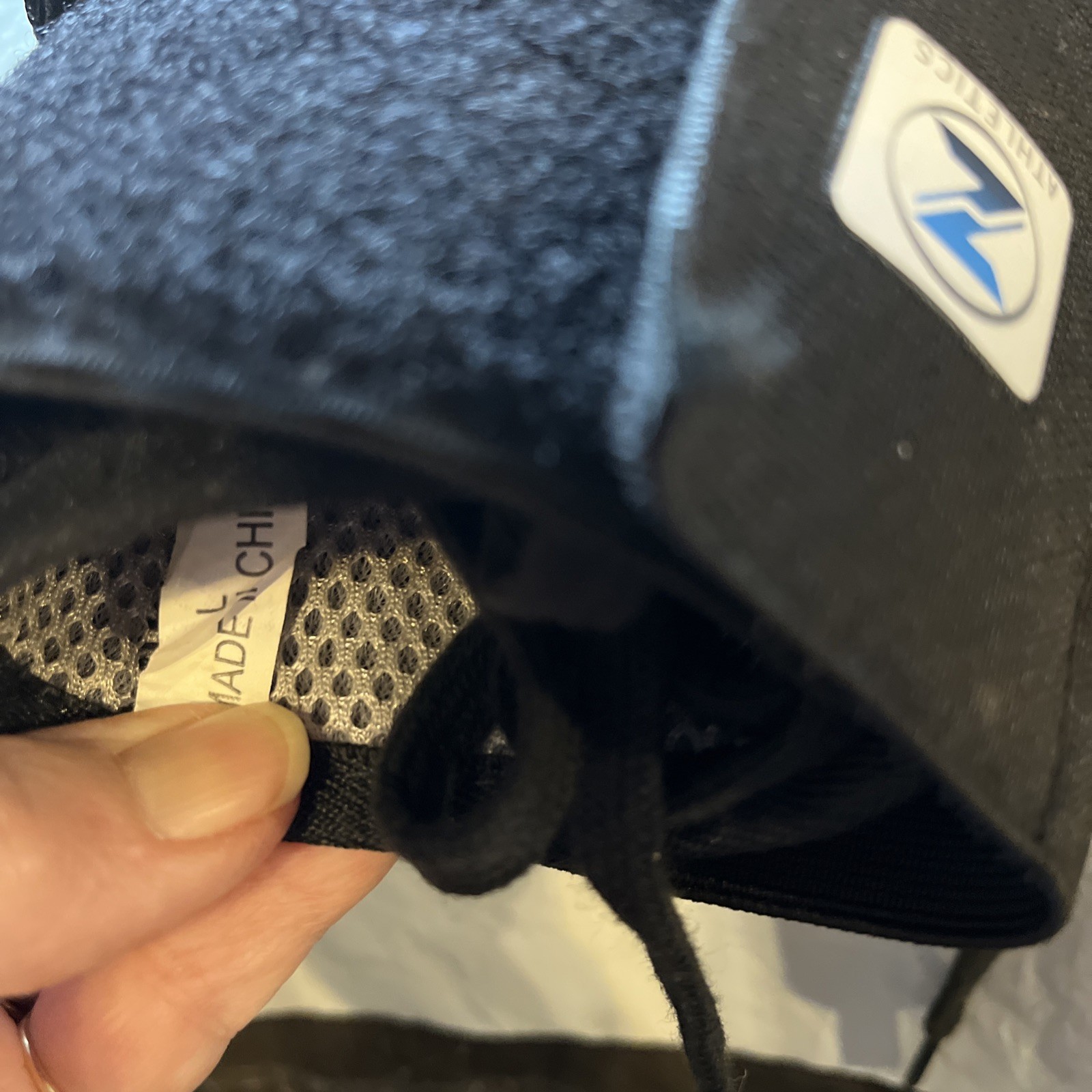 Z ATHLETICS Zenith Ankle Brace, Lace Up Adjustable Size L Black Pre Owned