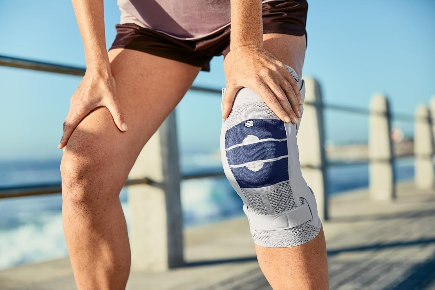 BAUERFEIND GenuTrain S Hinged Knee Brace – Beige – Left Size 6 (11041304010706)