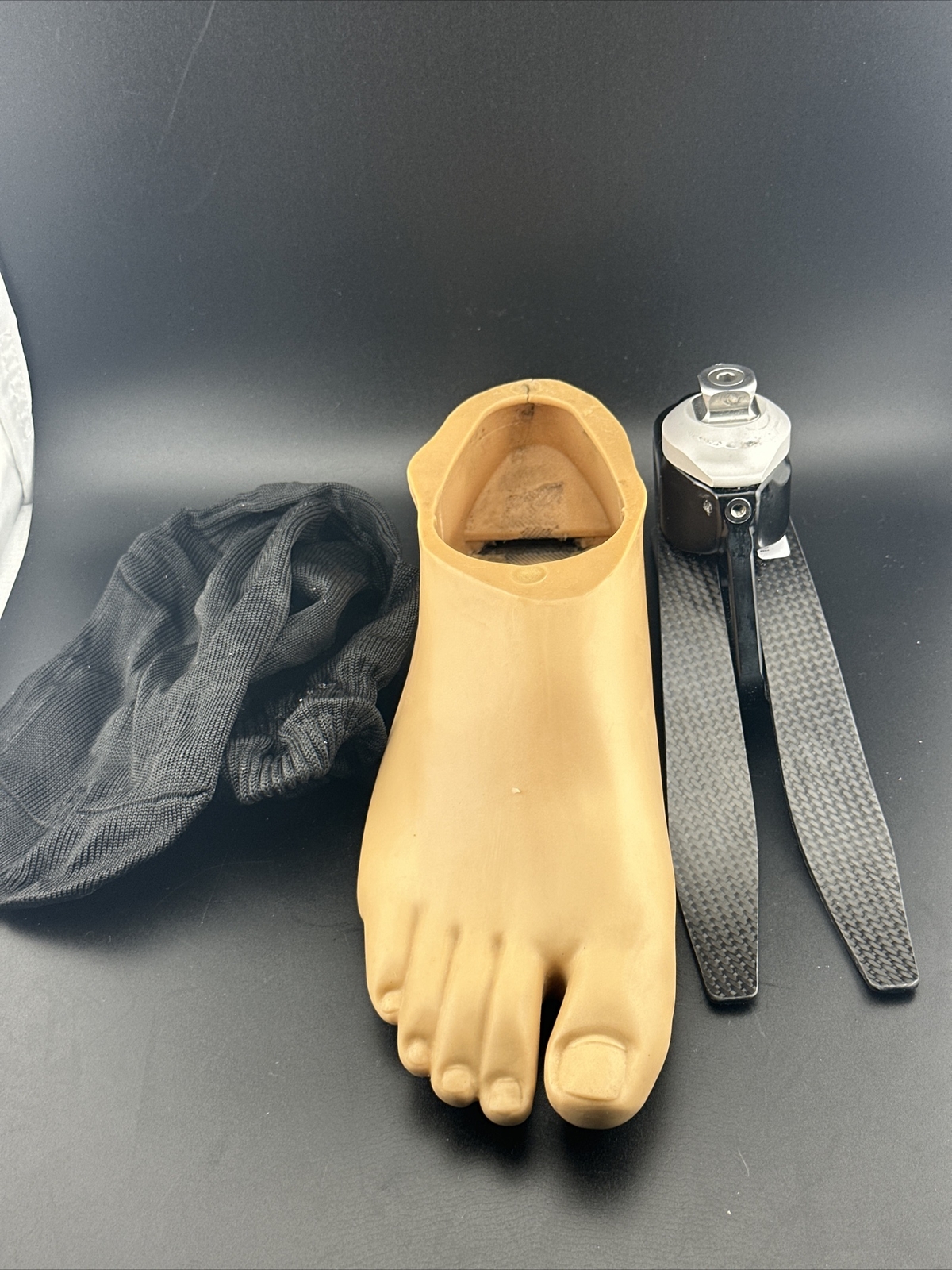 Blatchford Epirus Prosthetic Foot. Size 27. Category 4. Right Shell. Great Cond