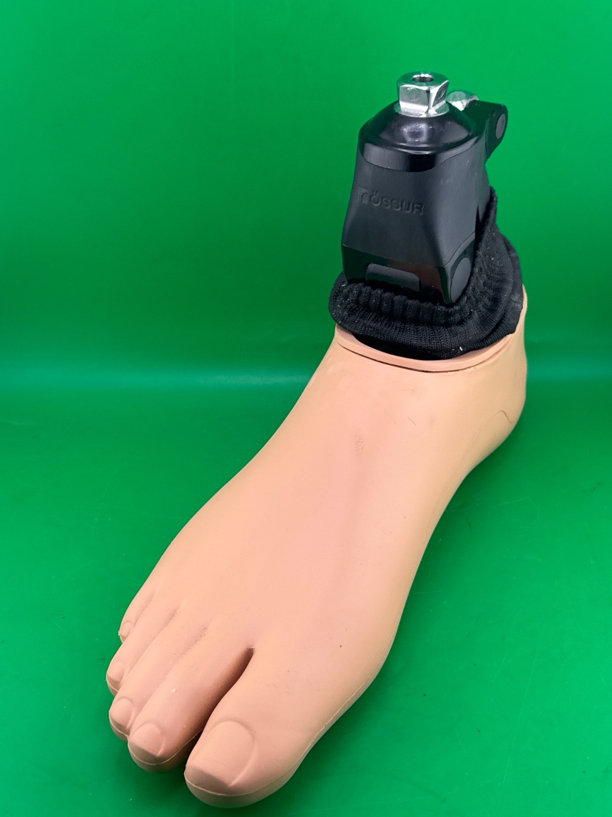 ossur pro-flex proflex pivot prosthetic foot. Category 5. Size 30. Right Foot.