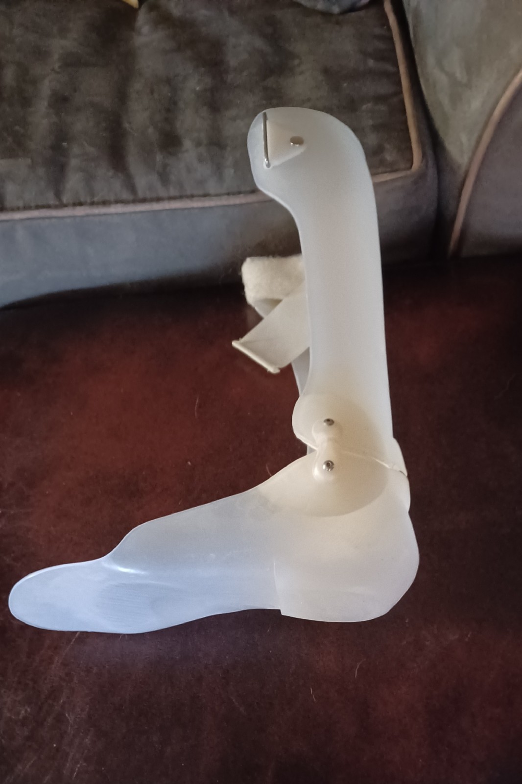 AFO Orthotic Hard Plastic Ankle Foot Brace Hinged For Left Foot Size 12 Nvr Used