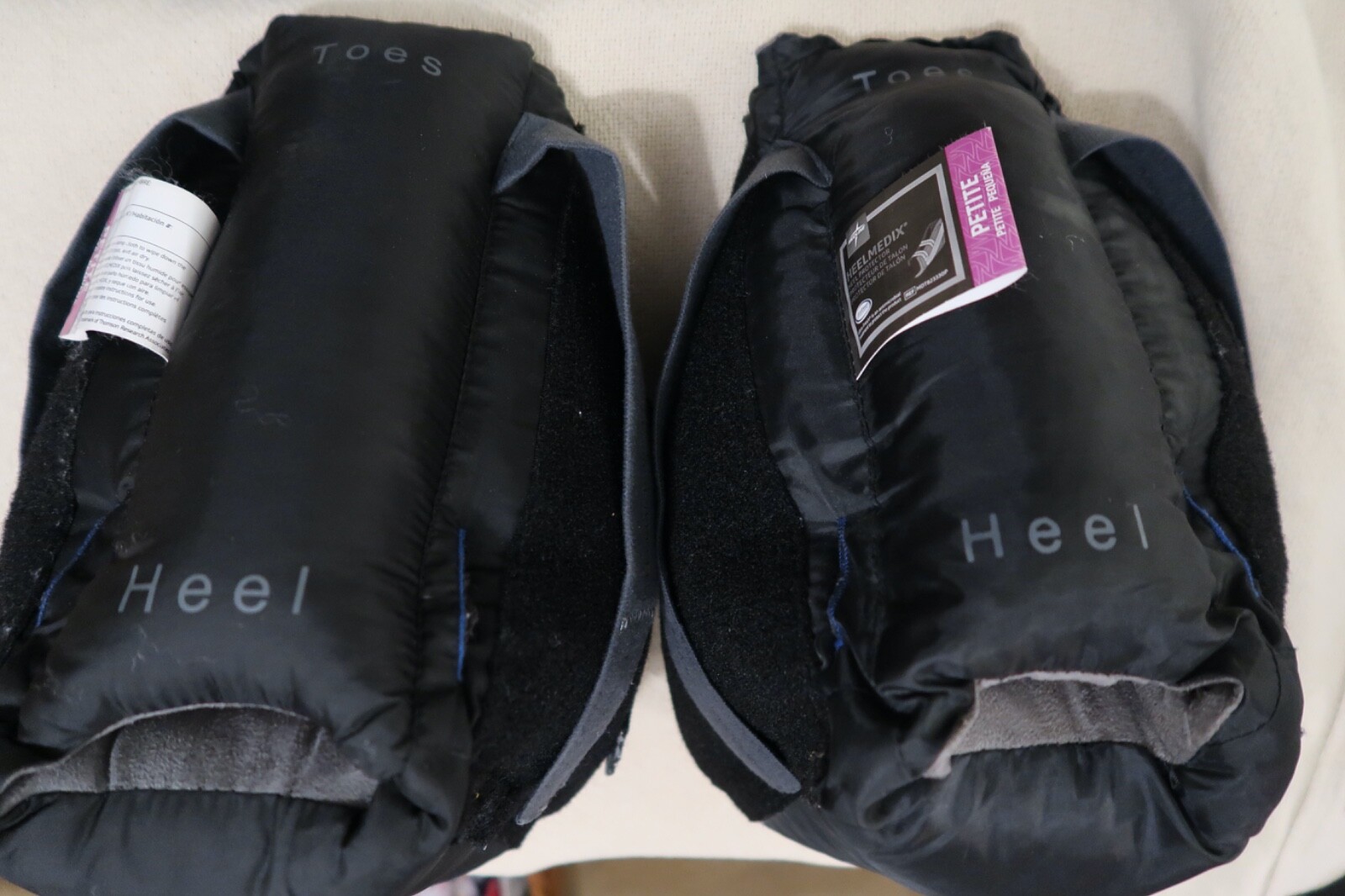 (2) Heel Protector Boot Medline HEELMEDIX PETITE Black/Gray