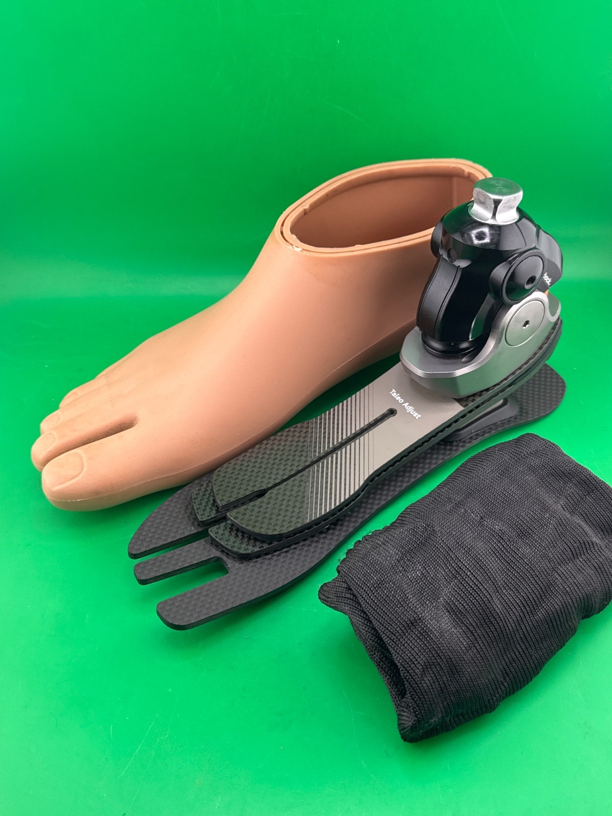 Ottobock Otto bock Taleo adjust prosthetic foot. 1C56. Right Size 27, Category 5
