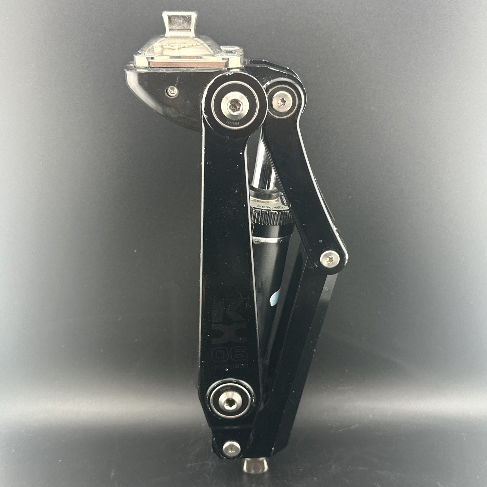 Endolite Blatchford K06 KO6 Prosthetic Knee. Polycentric Prosthetic Knee