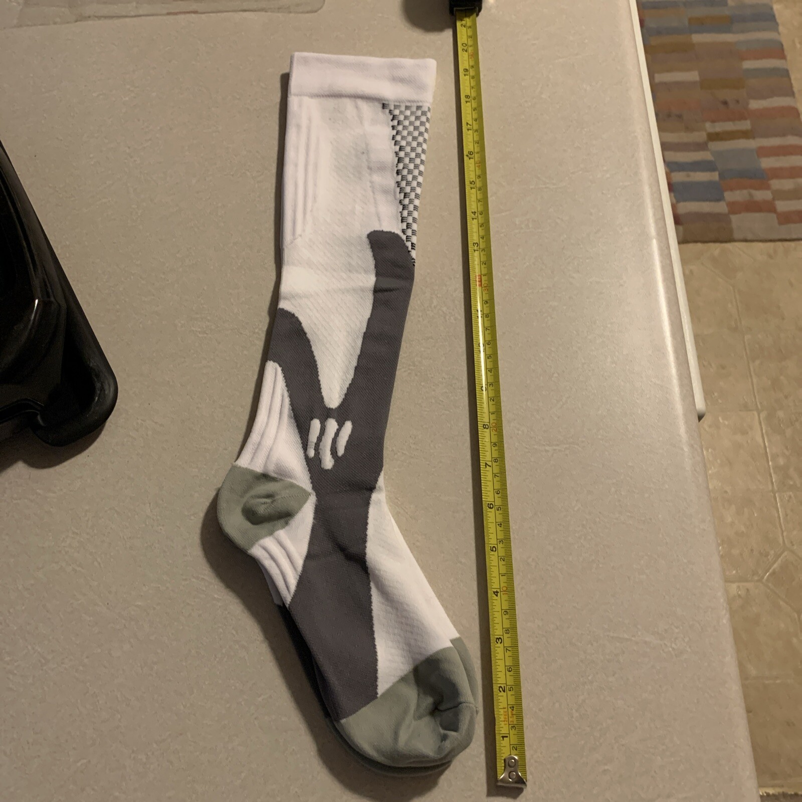 1 Pair White Compression Socks Support S/M