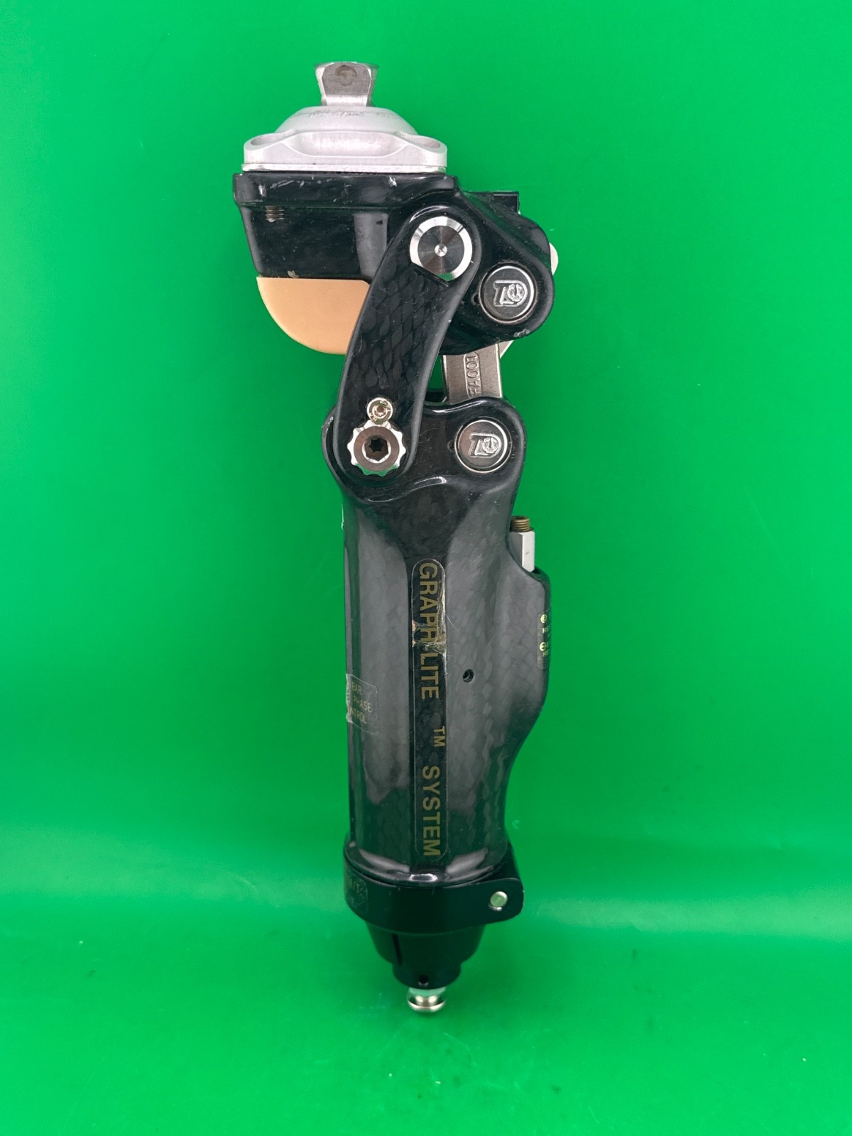 Graph-Lite 4-Bar Pneumatic Prosthetic Knee By TEH LIN. Great Condition