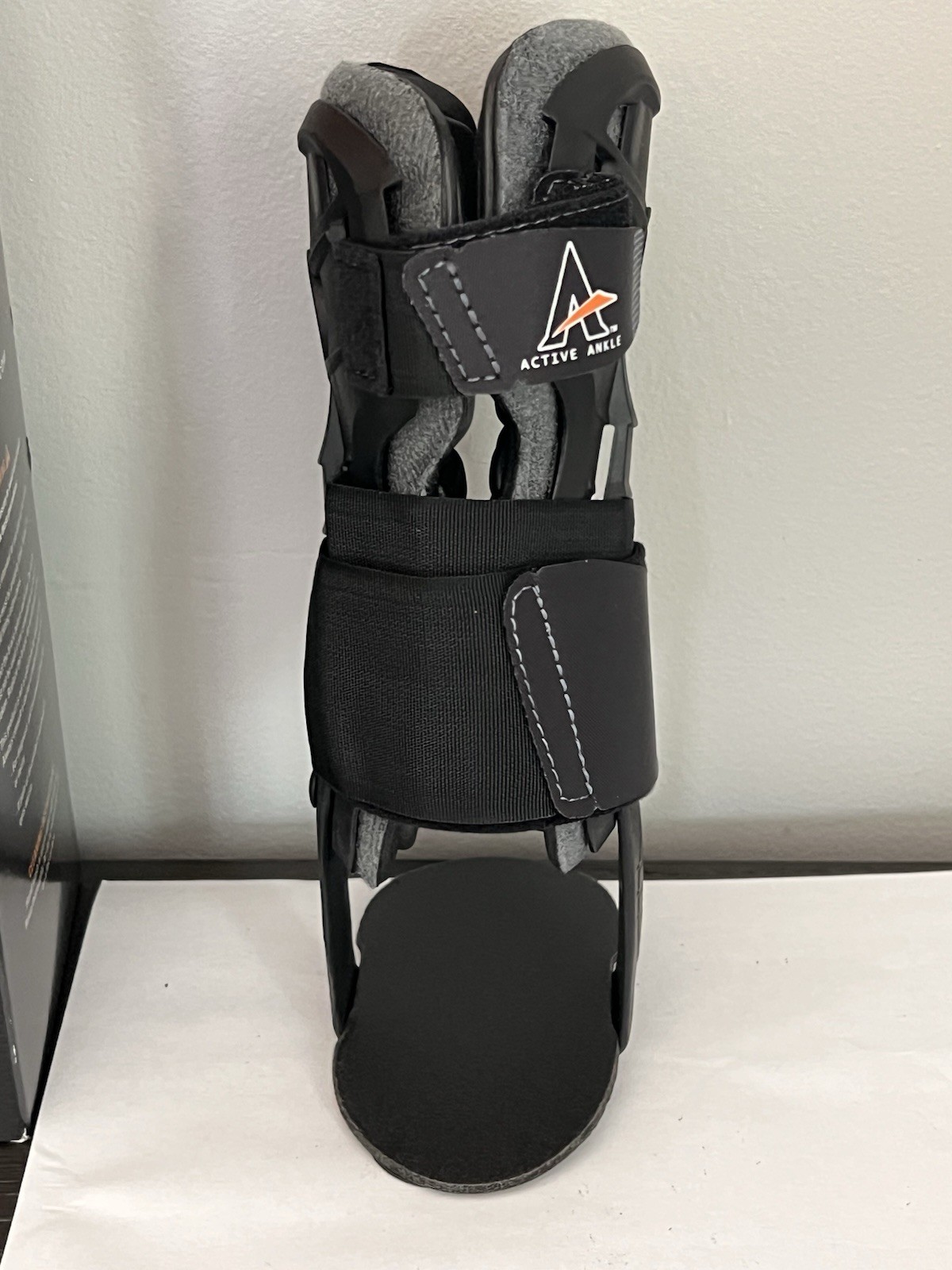 Active Ankle Eclipse II Multi-Sport Ankle Brace Medium