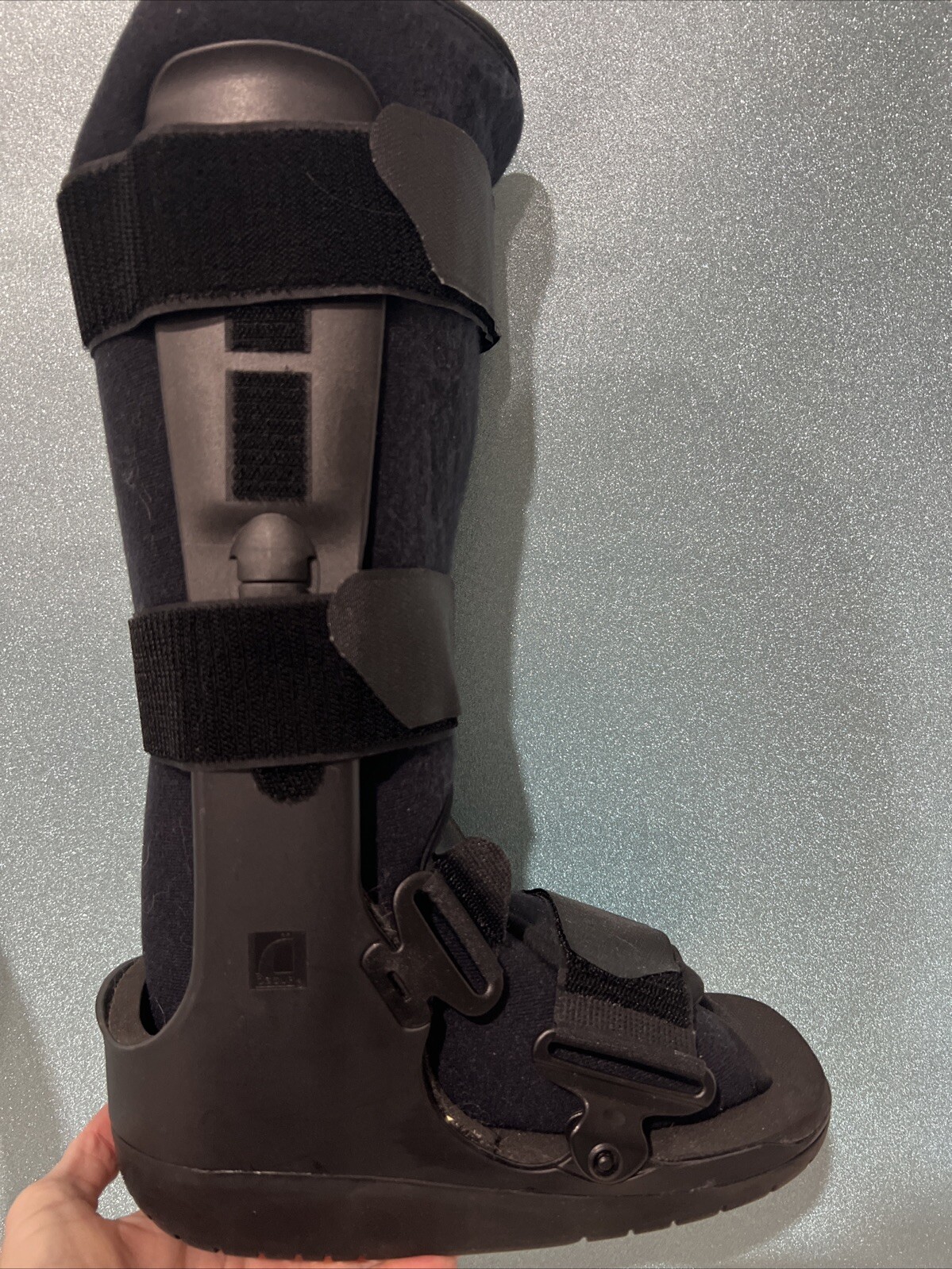 OSSUR FORM FIT AIR WALKER BOOT S