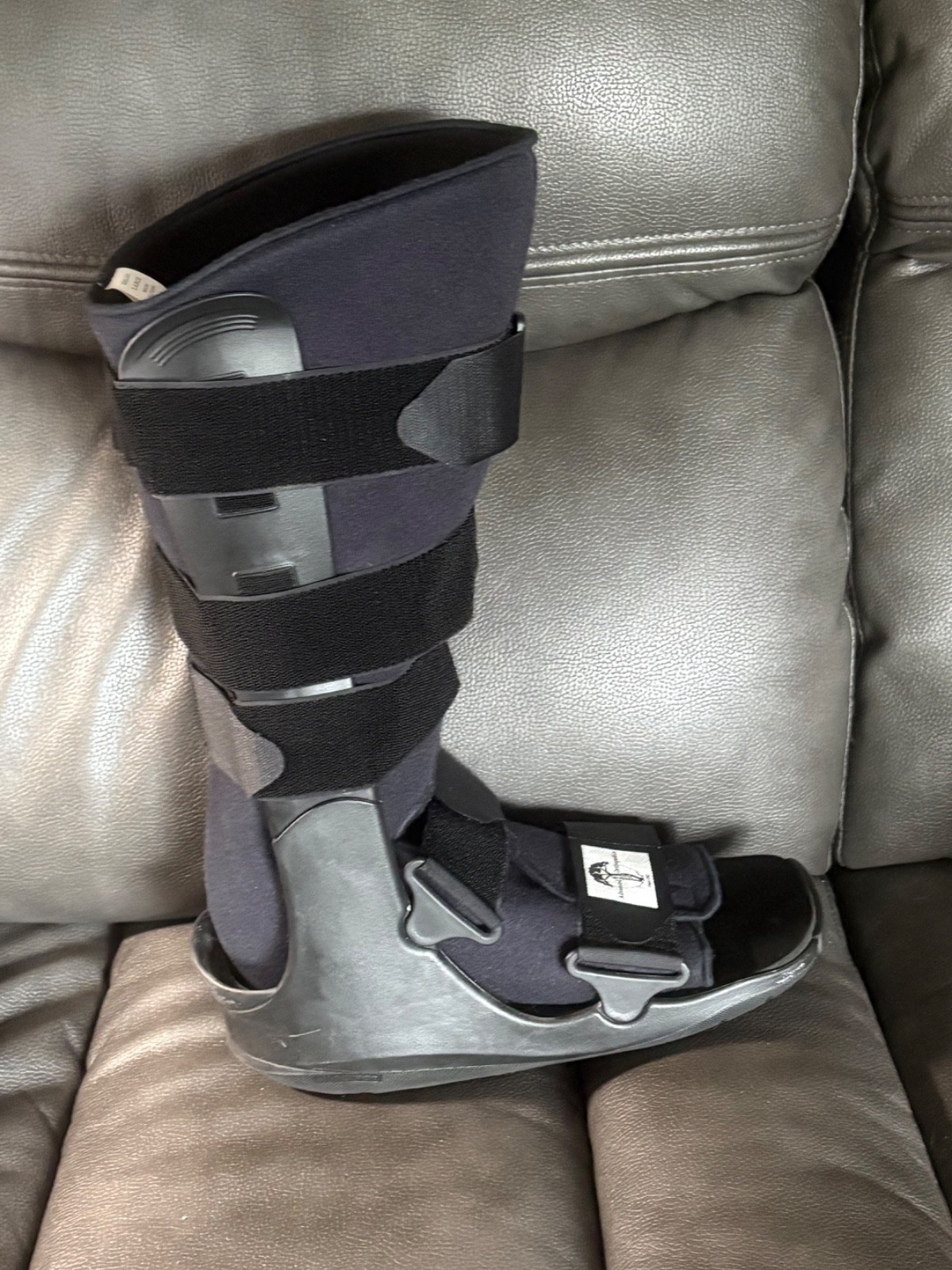 New Air pump DJO Brand XCEL TRAX Full Tall Boot Brace Size LARGE 18” high