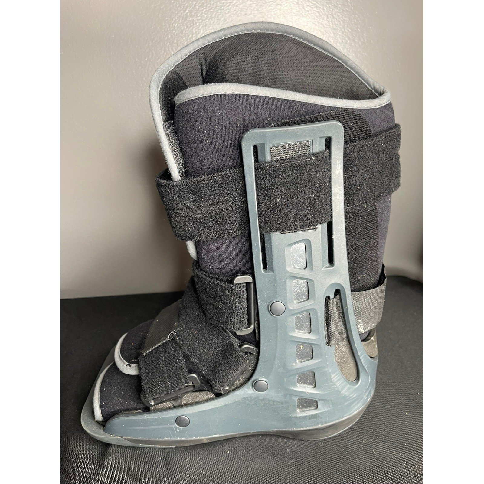 DonJoy Maxtrax II Walking Boot Small Black Grey Orthopedic Foot Ankle Brace S