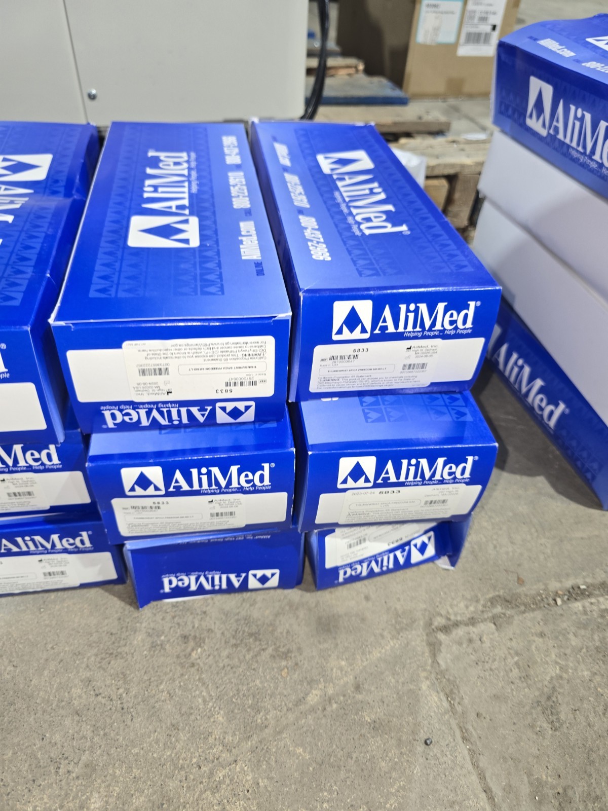 AliMed Thumb/Wrist Spica LOT OF 38 5833,5834,5835 SEE DESCRIPTION