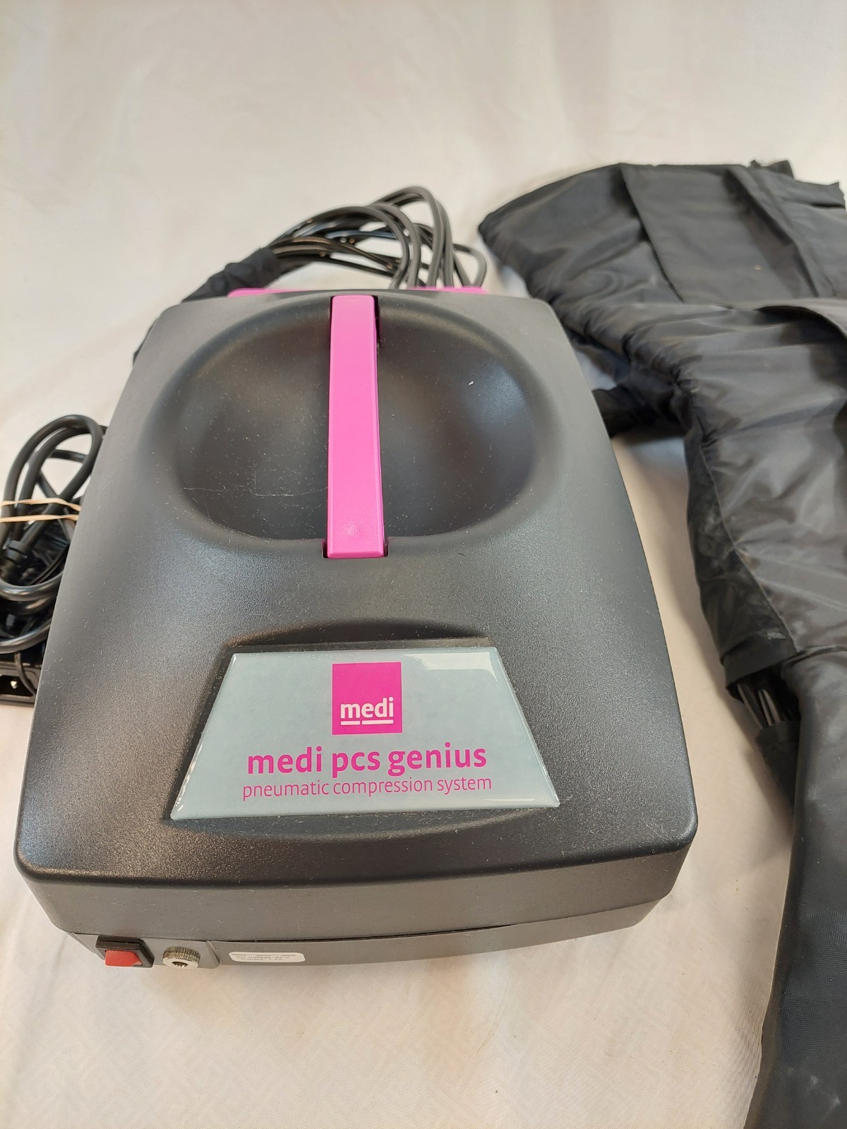 Medi PCS Genius Pneumatic Compression System PCS25U1 Unit with Power Cord TESTED