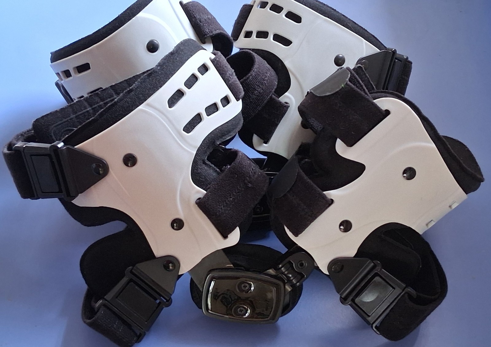 Pair (Left/Right) Universal OA Unloader Knee Braces – Osteoarthritis Pain Relief