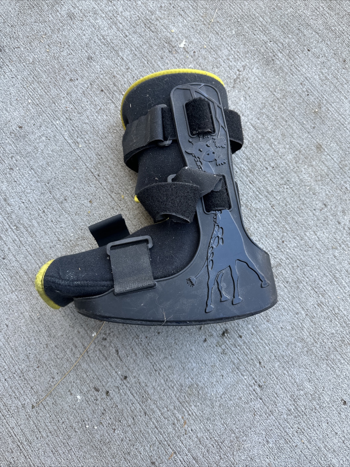 ProCare Walker boots. MiniTrax walking brace Large. Pediatric Rehab