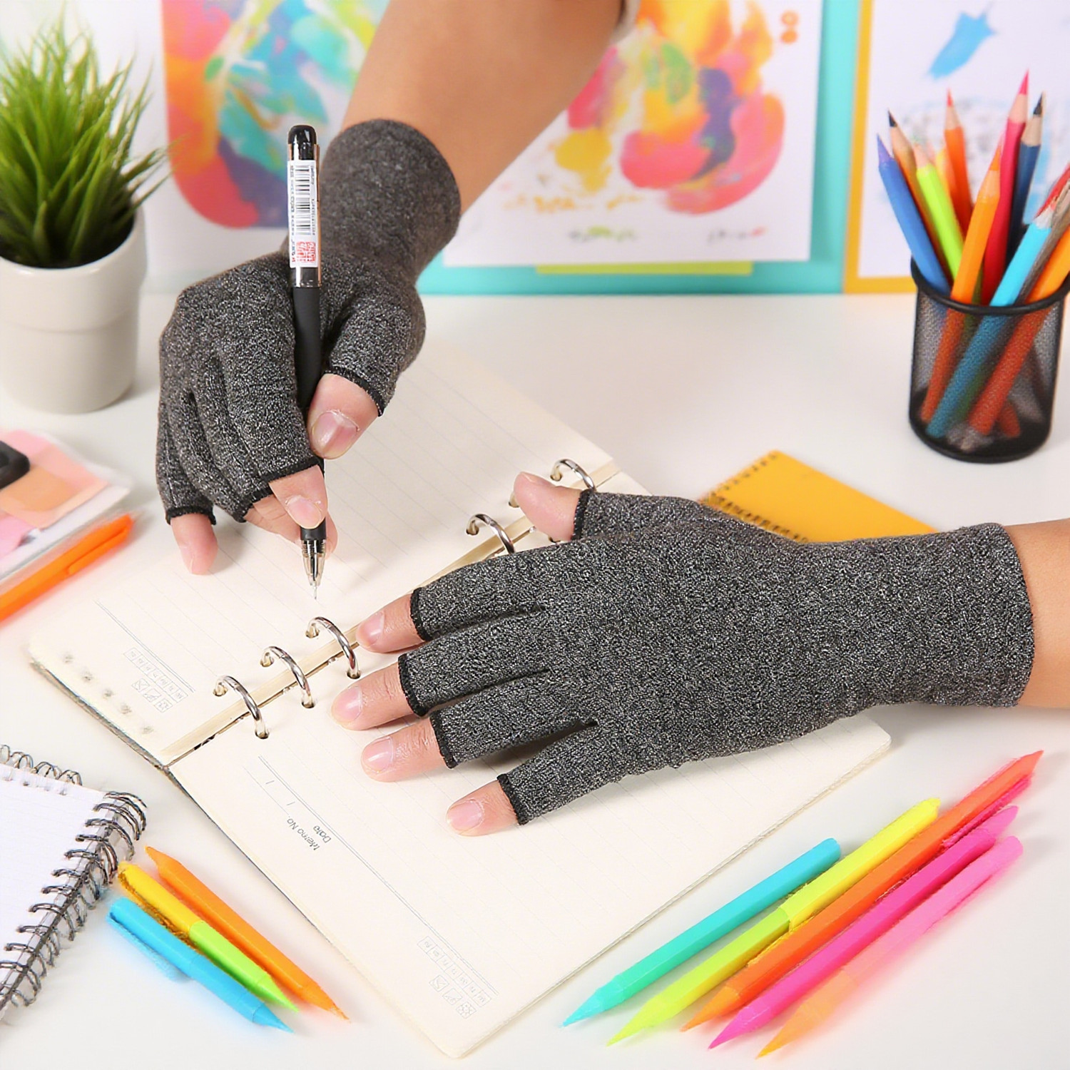 Arthritis Compression Gloves Fingerless Hand Support Carpal Tunnel Pain Relief