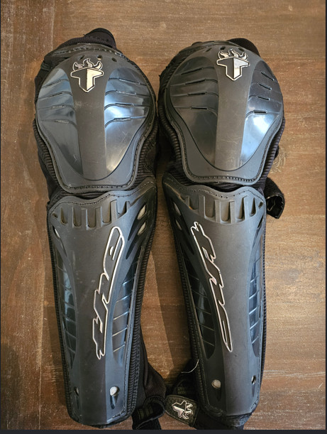 THE BMX Knee/Shin Protector – Size S/M