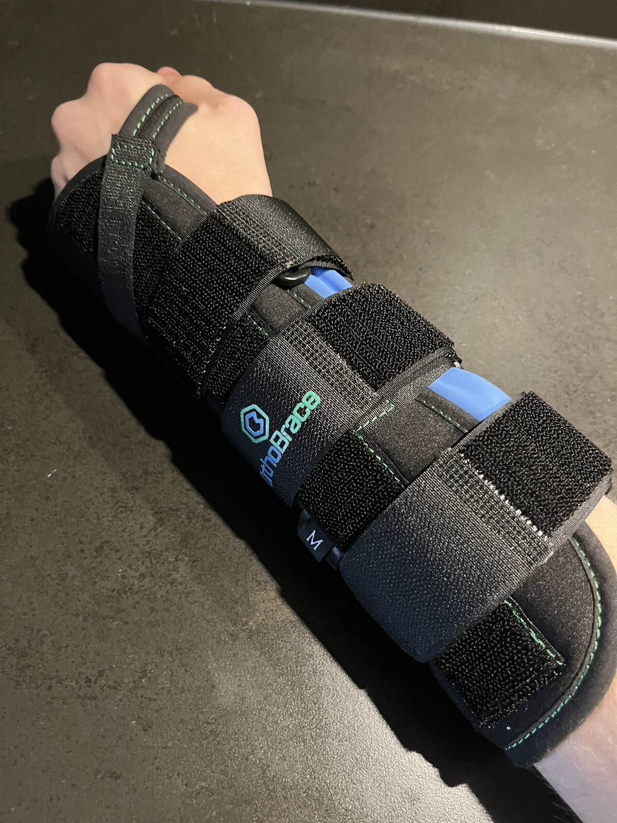 OrthoBrace OrthoWrist Medium Left Item# OBWLI1-3R
