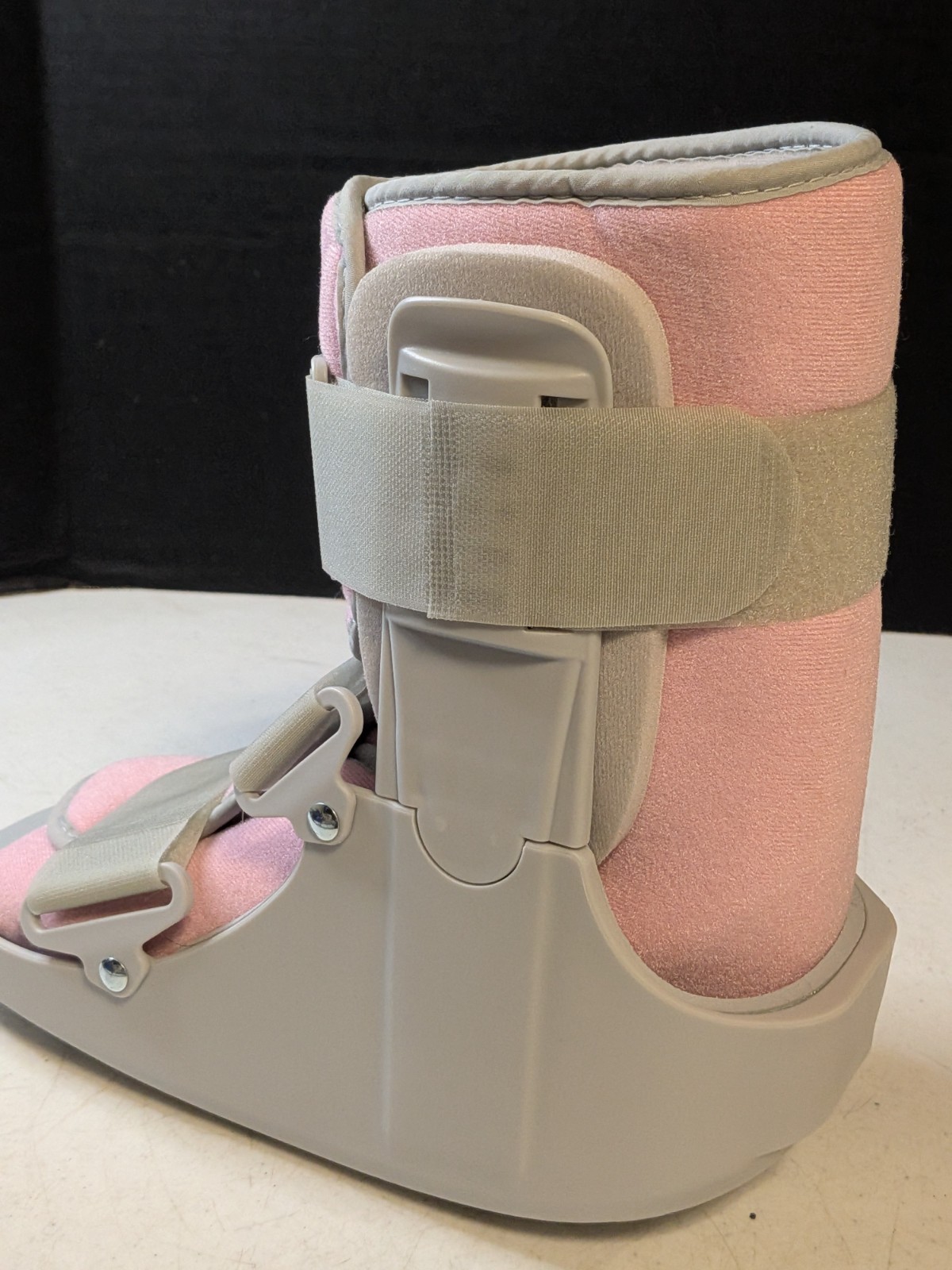 Jewlri Walking Boot for Broken Foot, Air Cam Walker Boot for Foot Injury Adju..